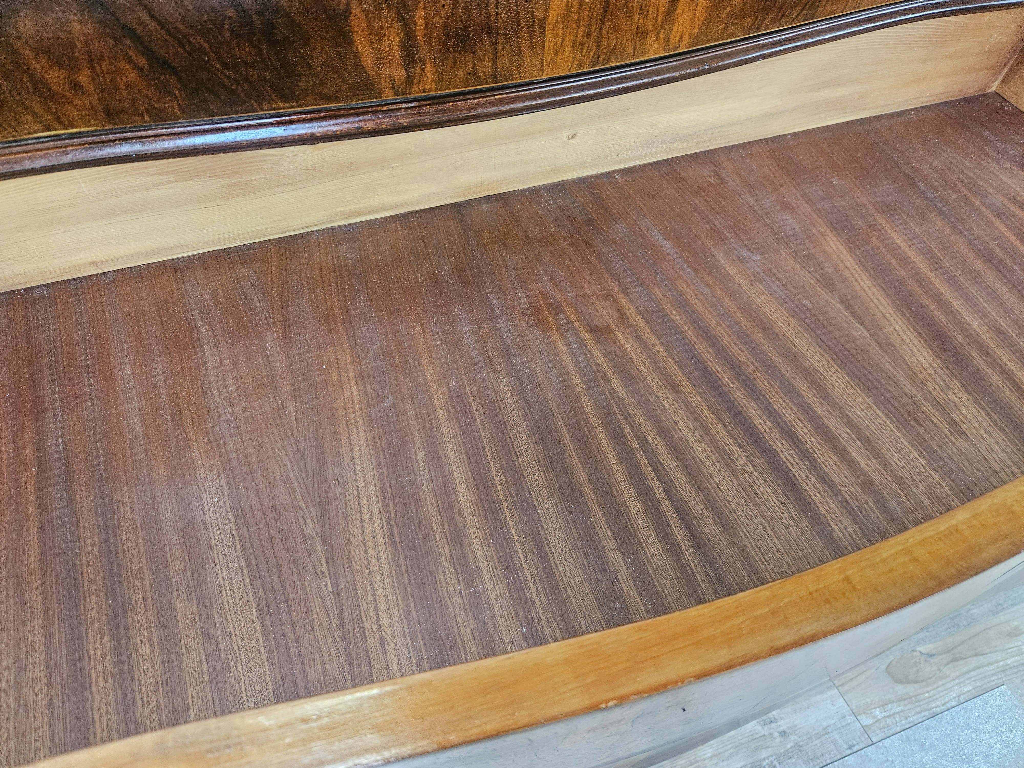 Chippendale chest of drawers in walnut burl, 1940s