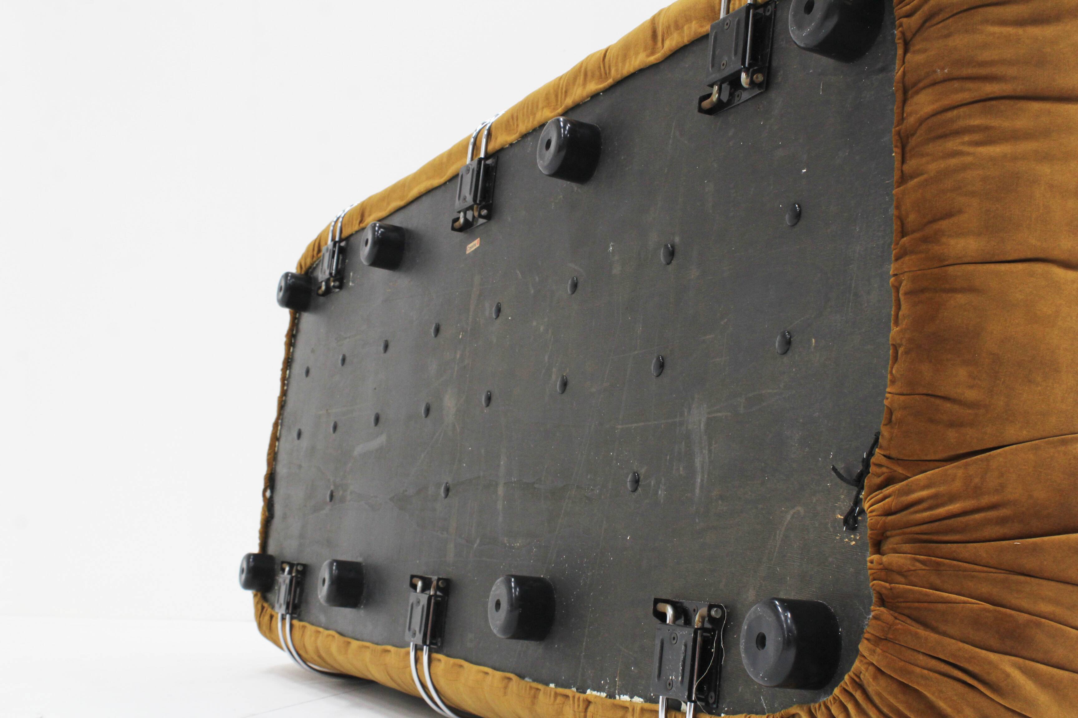 Vintage Soriana Sofa by Afra and Tobia Scarpa for Cassina 1970s