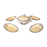 Set tureen saucier and ramekins