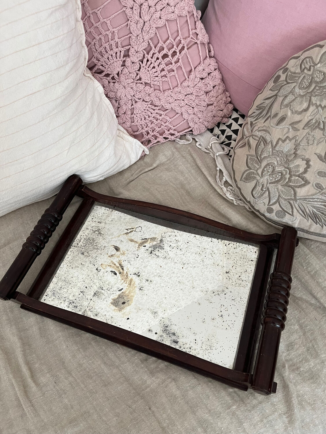Miroir bois et verre piqué