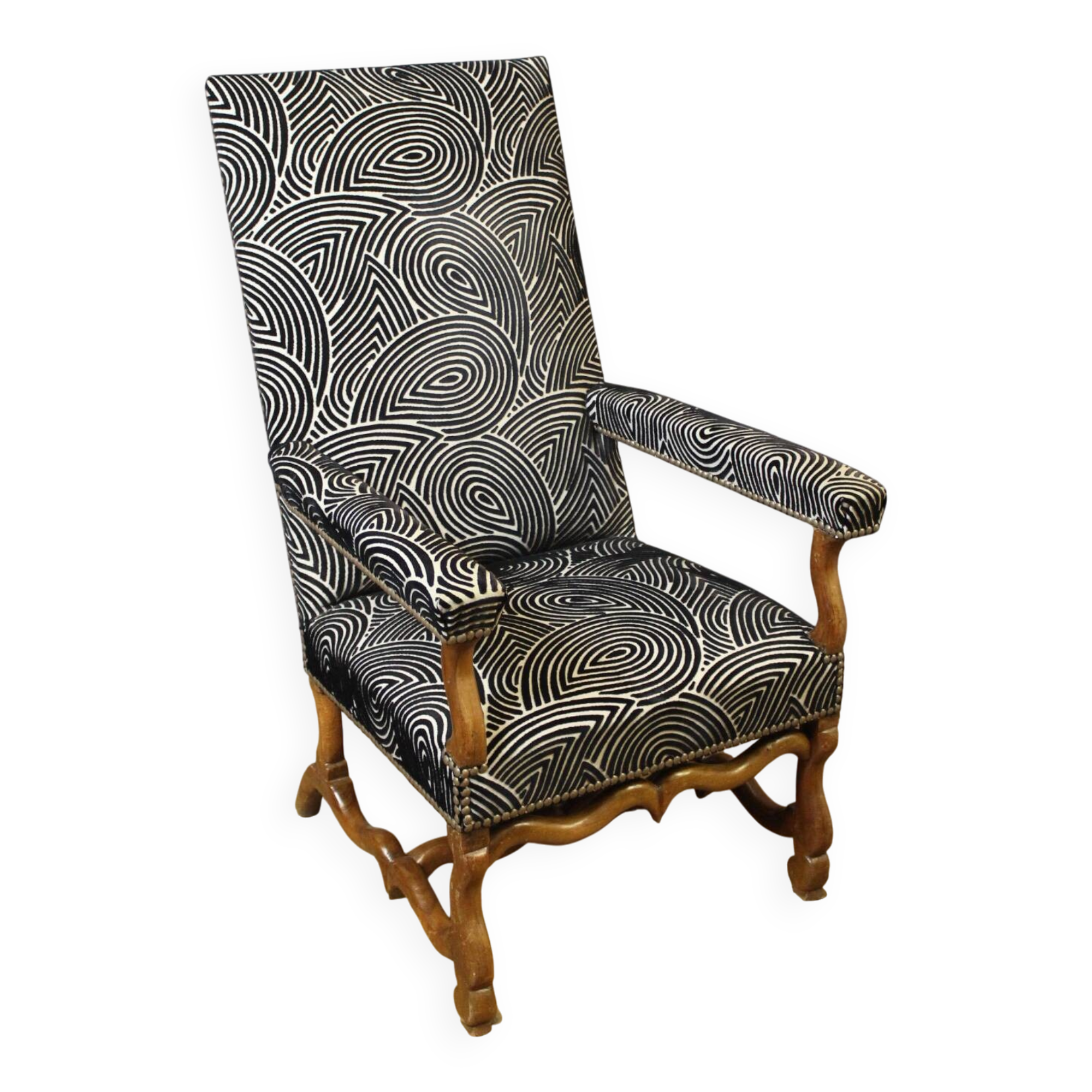 Louis XIV armchair in walnut, 18th century
