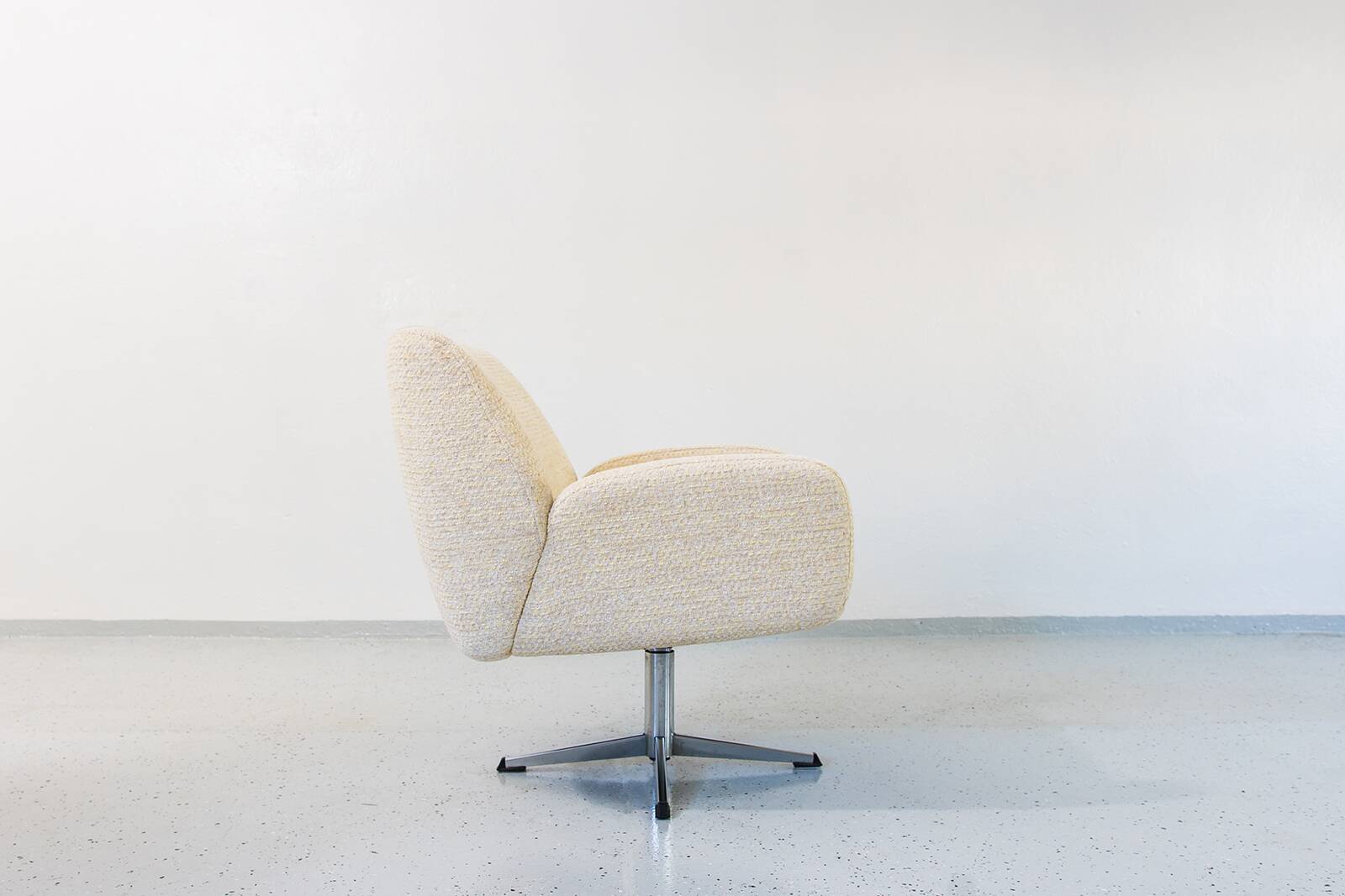 Vintage yellow Armchairs, Germany, 1970s, Set Of 2