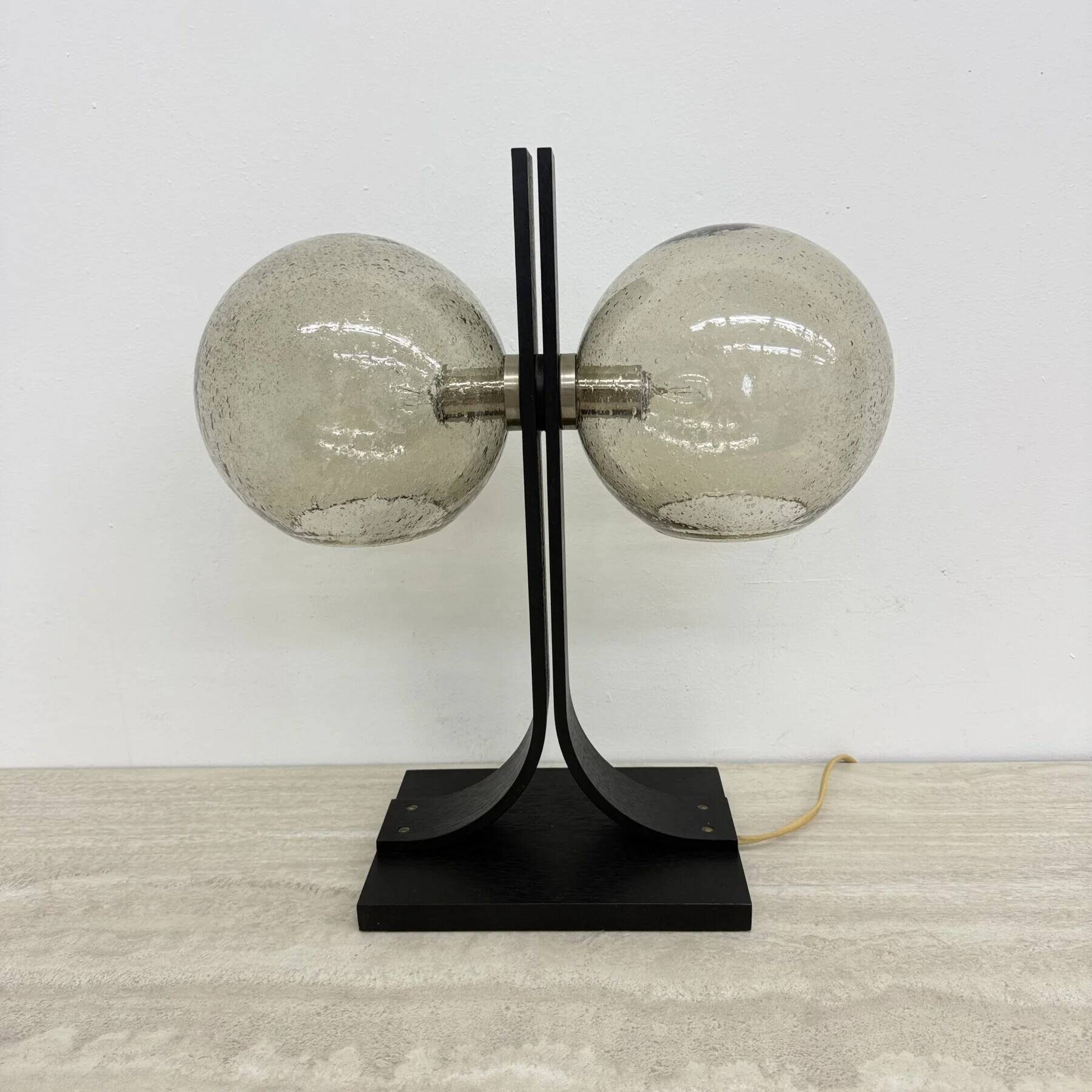 Lampe de table Temde Leuchten avec des sphères en contreplaqué et en verre, années 1970.
