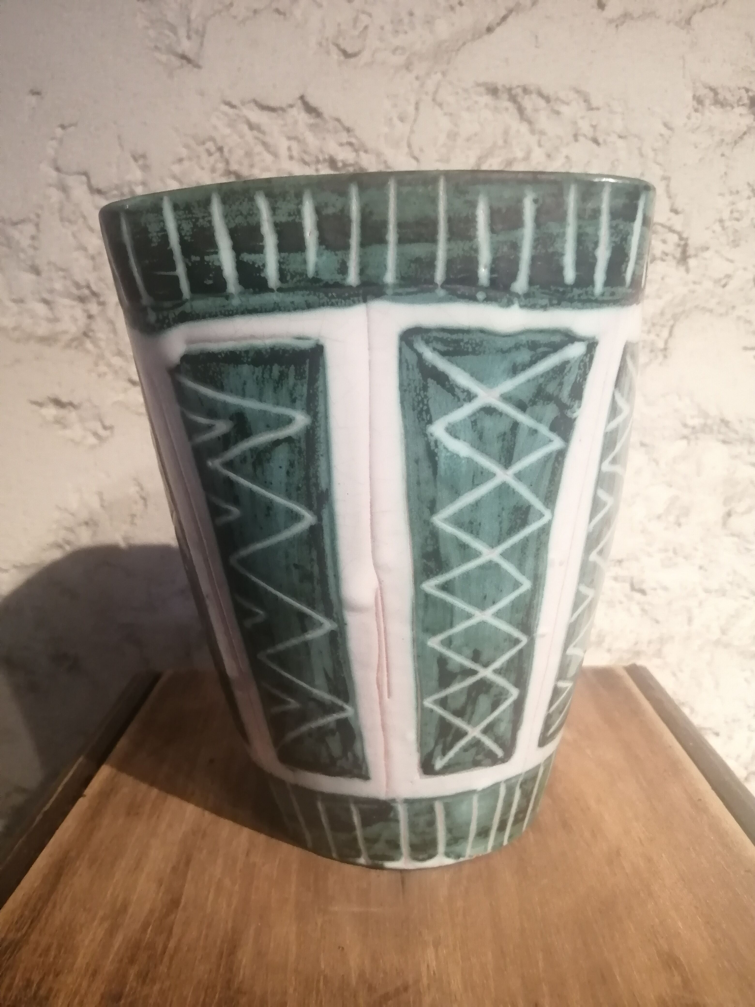 Vase signed by Michel Alexandrov