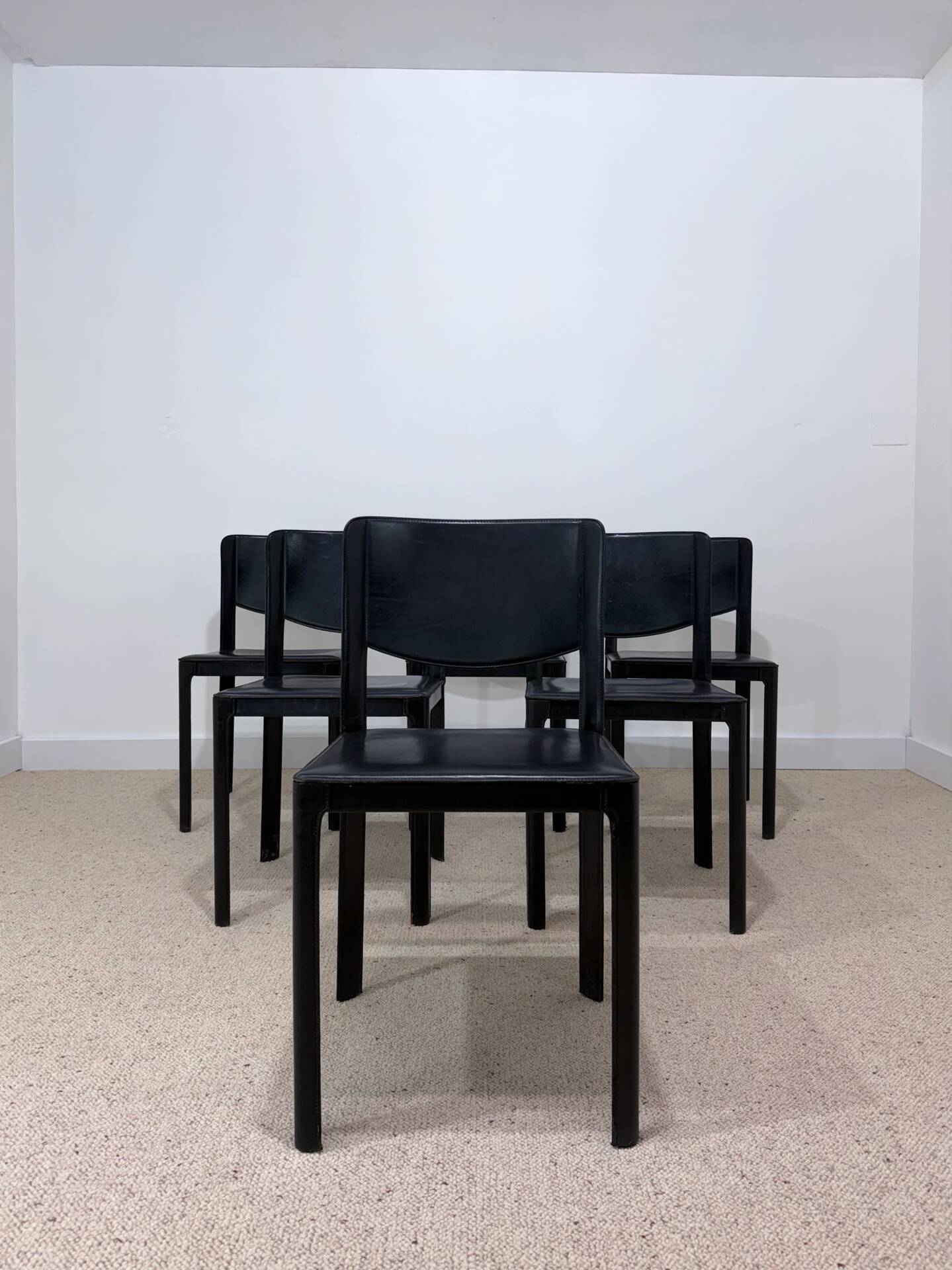 Set of 6 Matteo Grassi chairs in black leather – Italian design