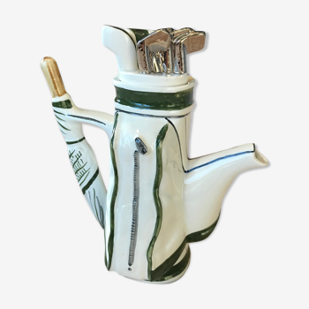 Barbotine teapot