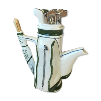 Barbotine teapot