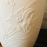 Sologne porcelain vase