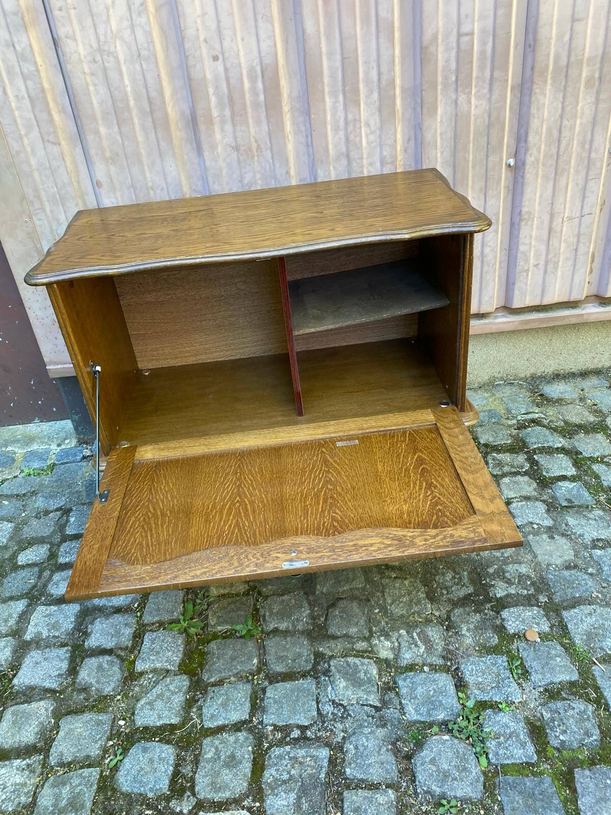 Bar vintage Louis XV sur roulettes en bois des années 60