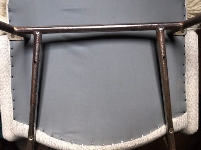 SK660 armcahir by Pierre Guariche for Steiner