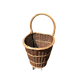 Panier à bûches vintage en osier sur roulettes