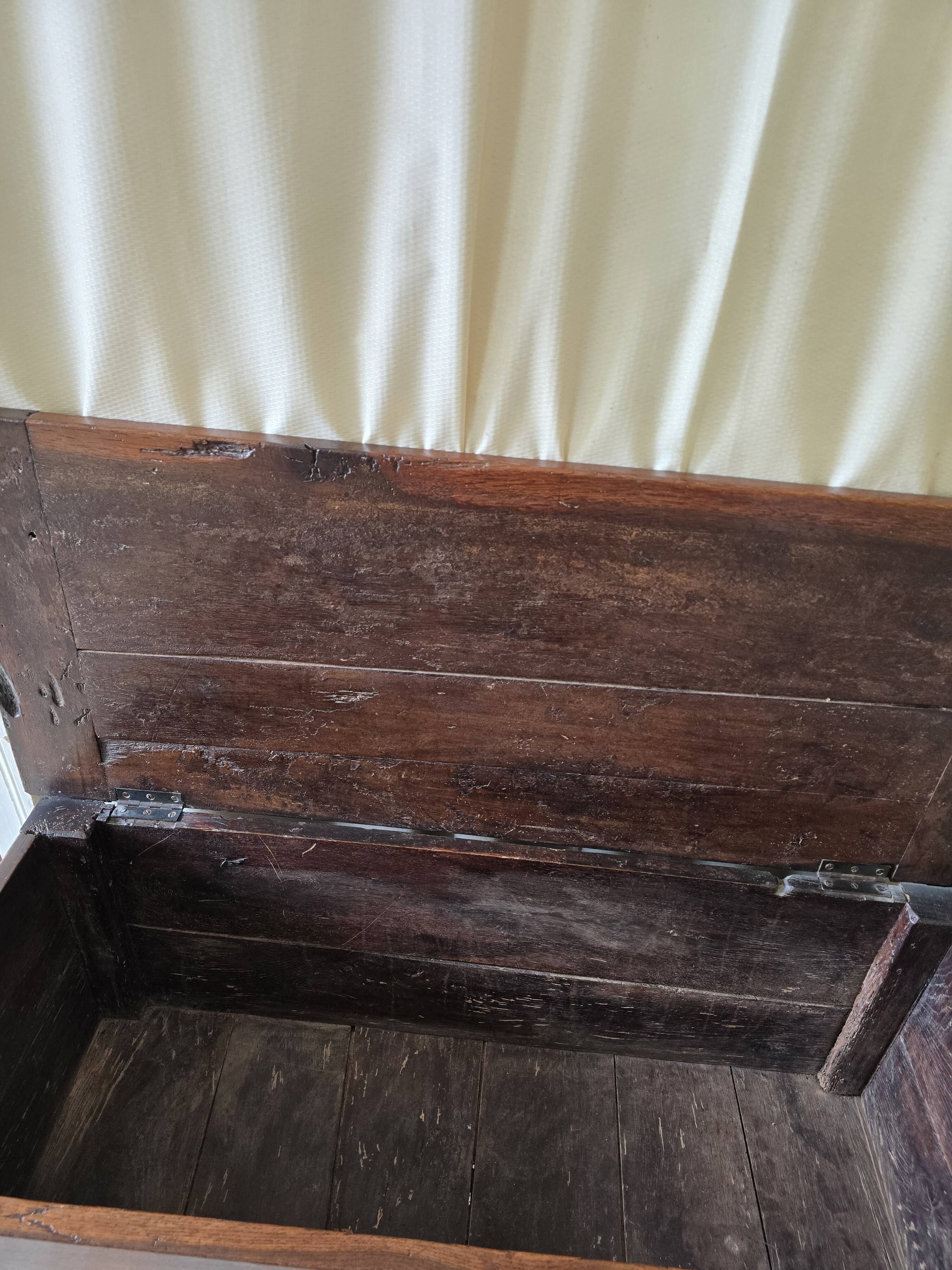Antique trough / antique chest in solid oak – late 19th / early 20th century
