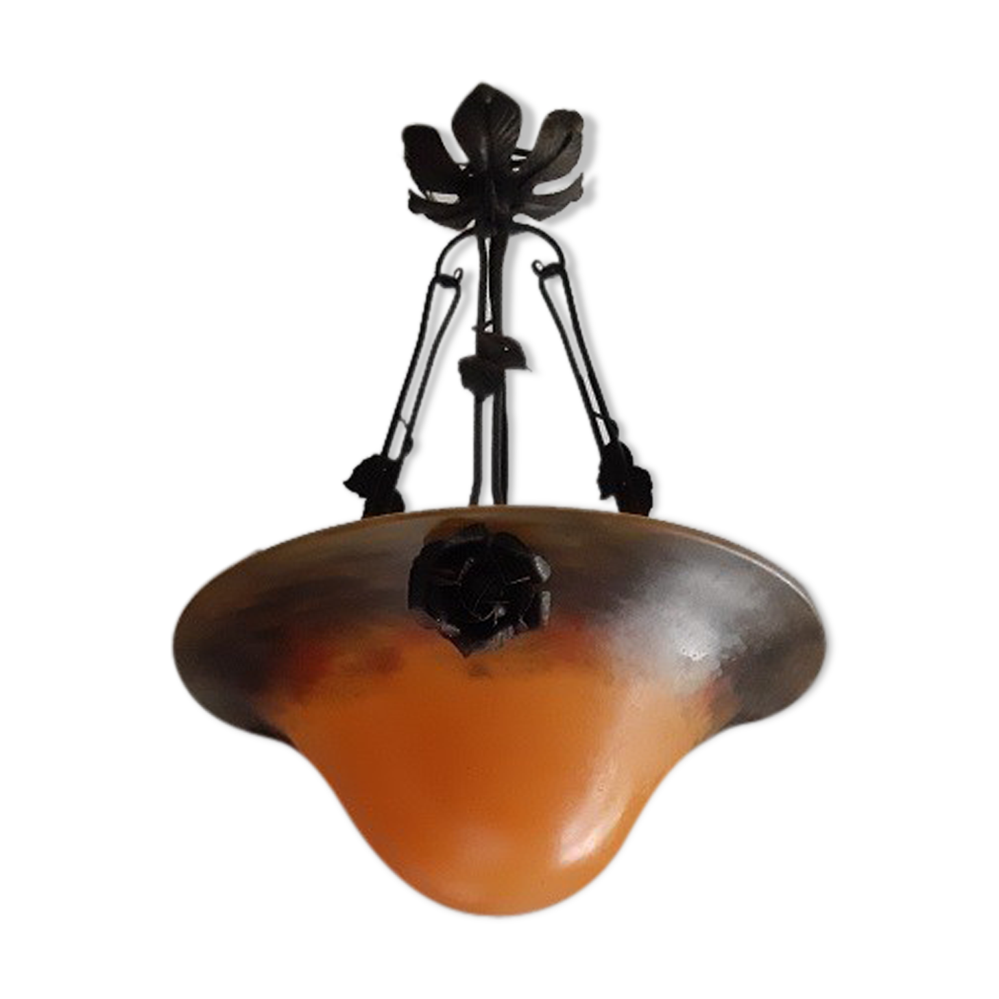 Hanging and its two appliques