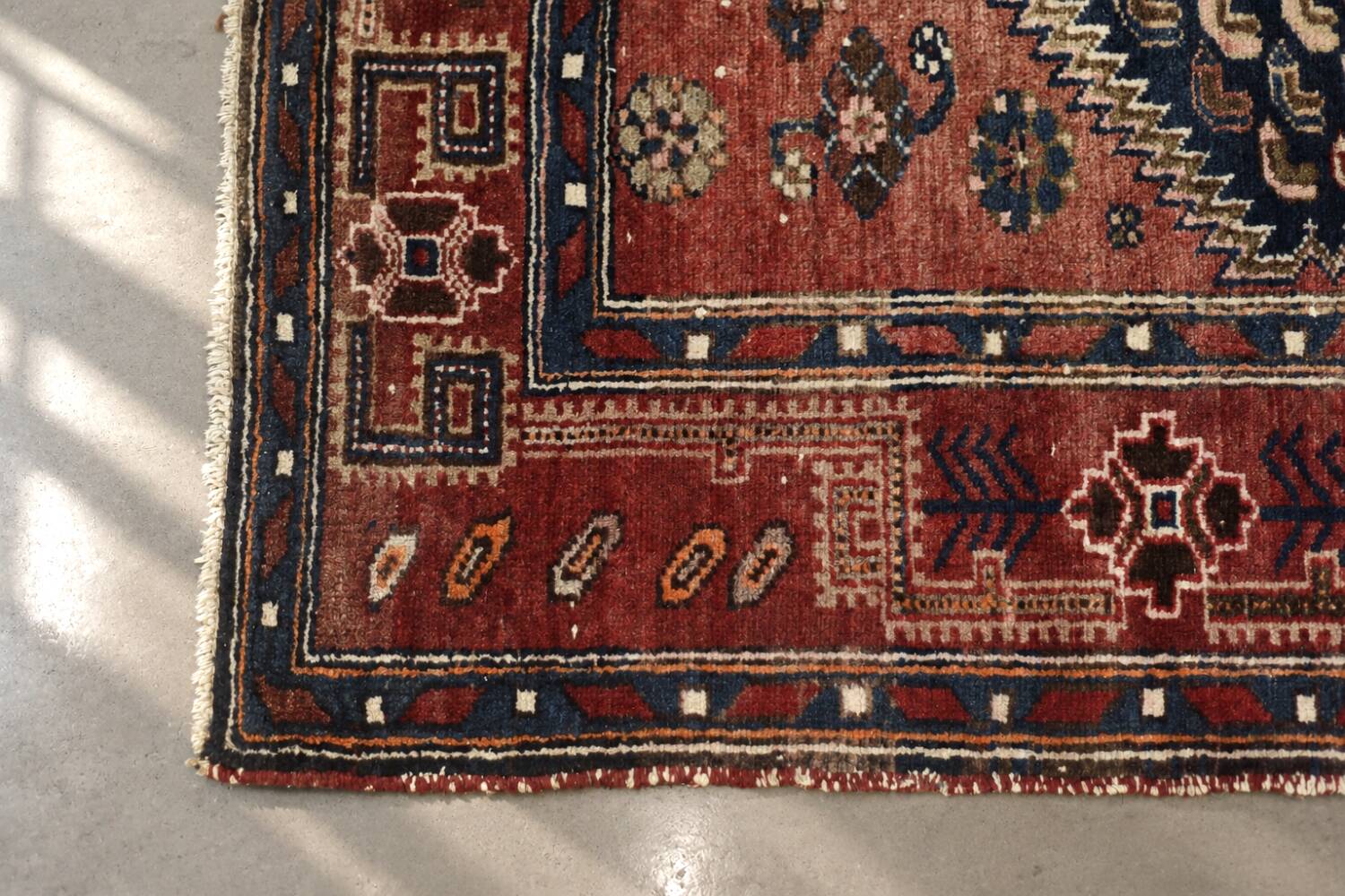 Vintage Hand-Woven Middle Eastern Oriental Hamadan Kamse Rug, 1960s
