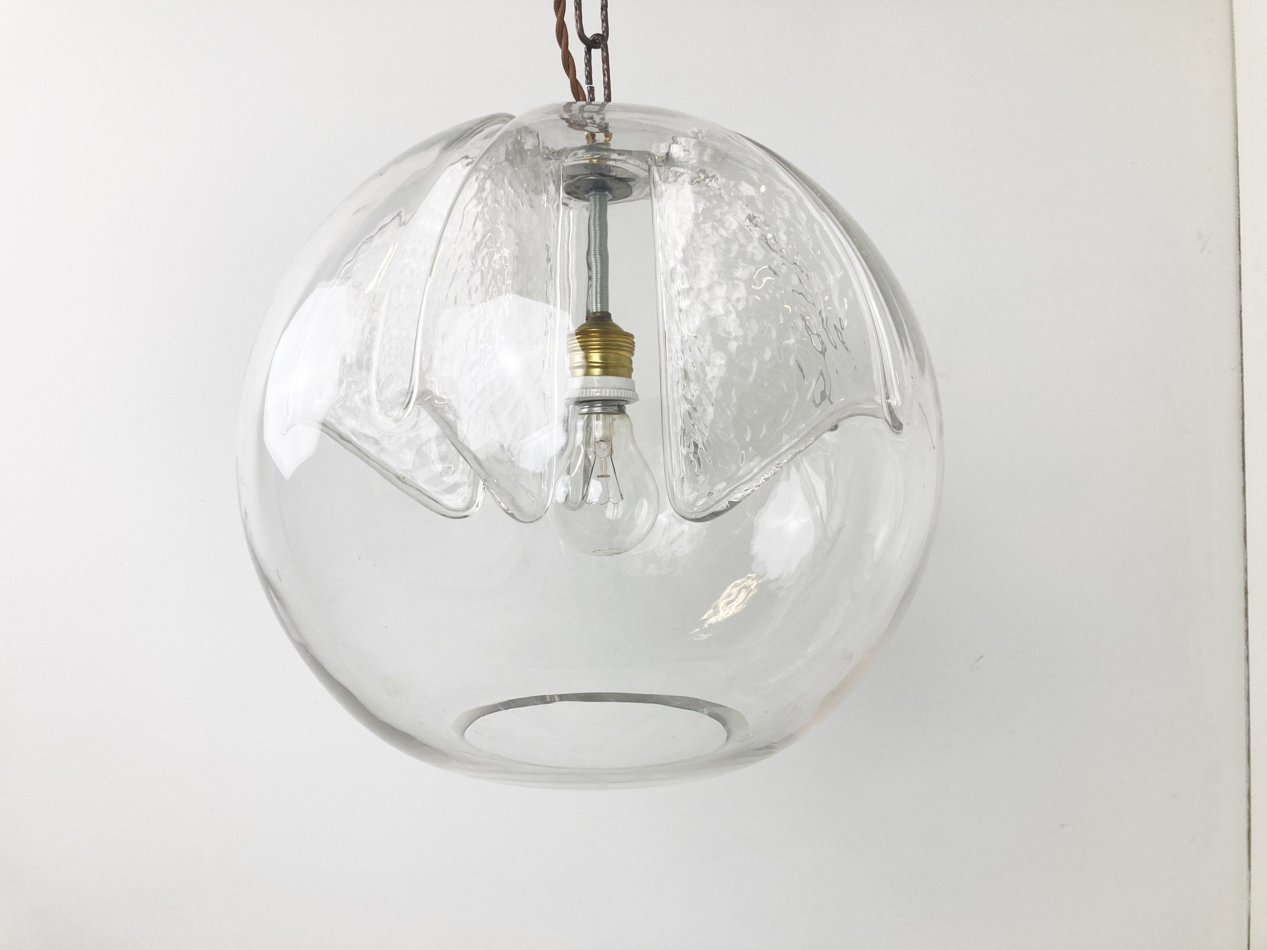 Suspension en verre par Peil et Putzler, années 1970