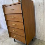 Modernist rag-picker