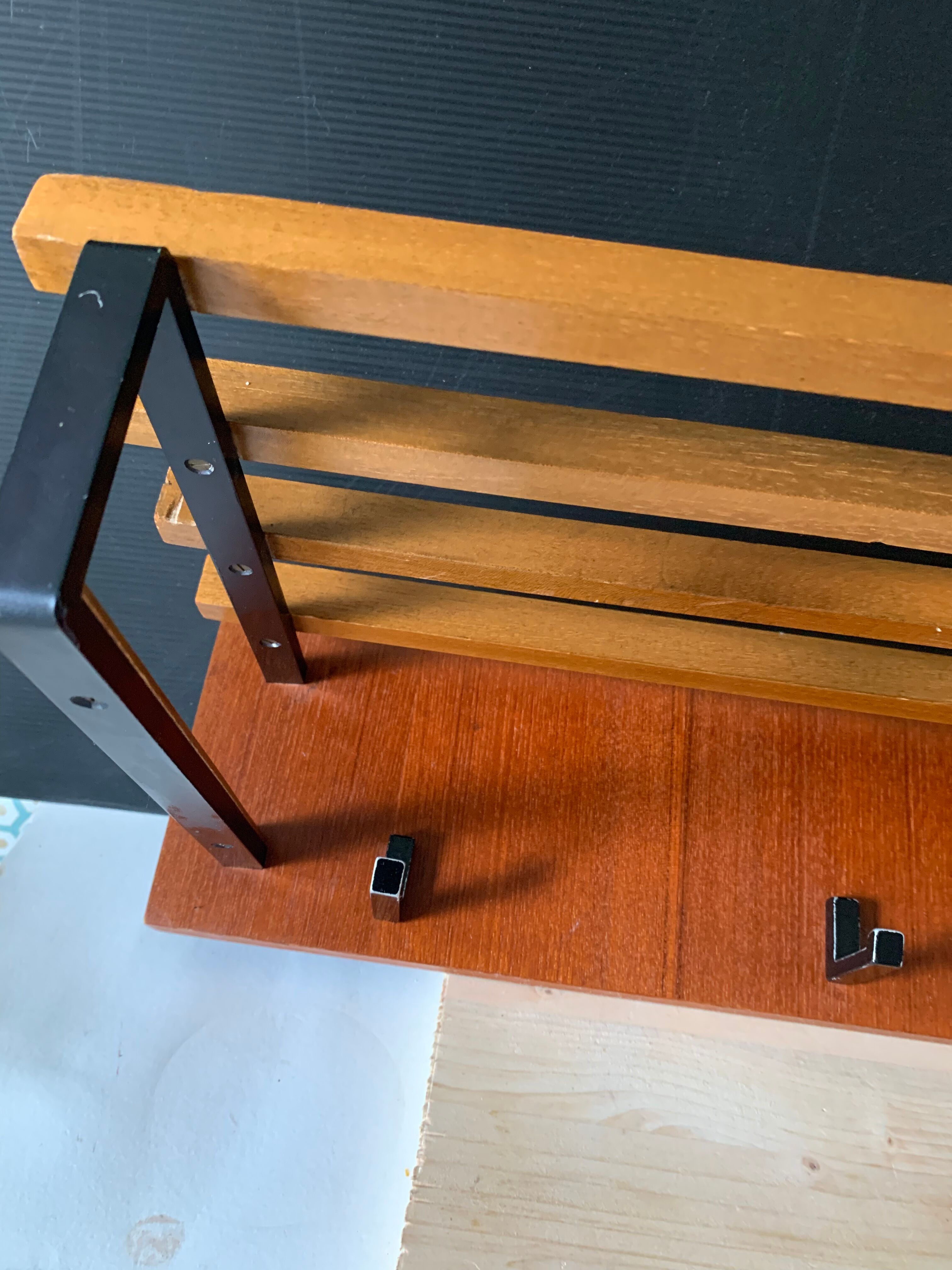 Scandinavian wall rack