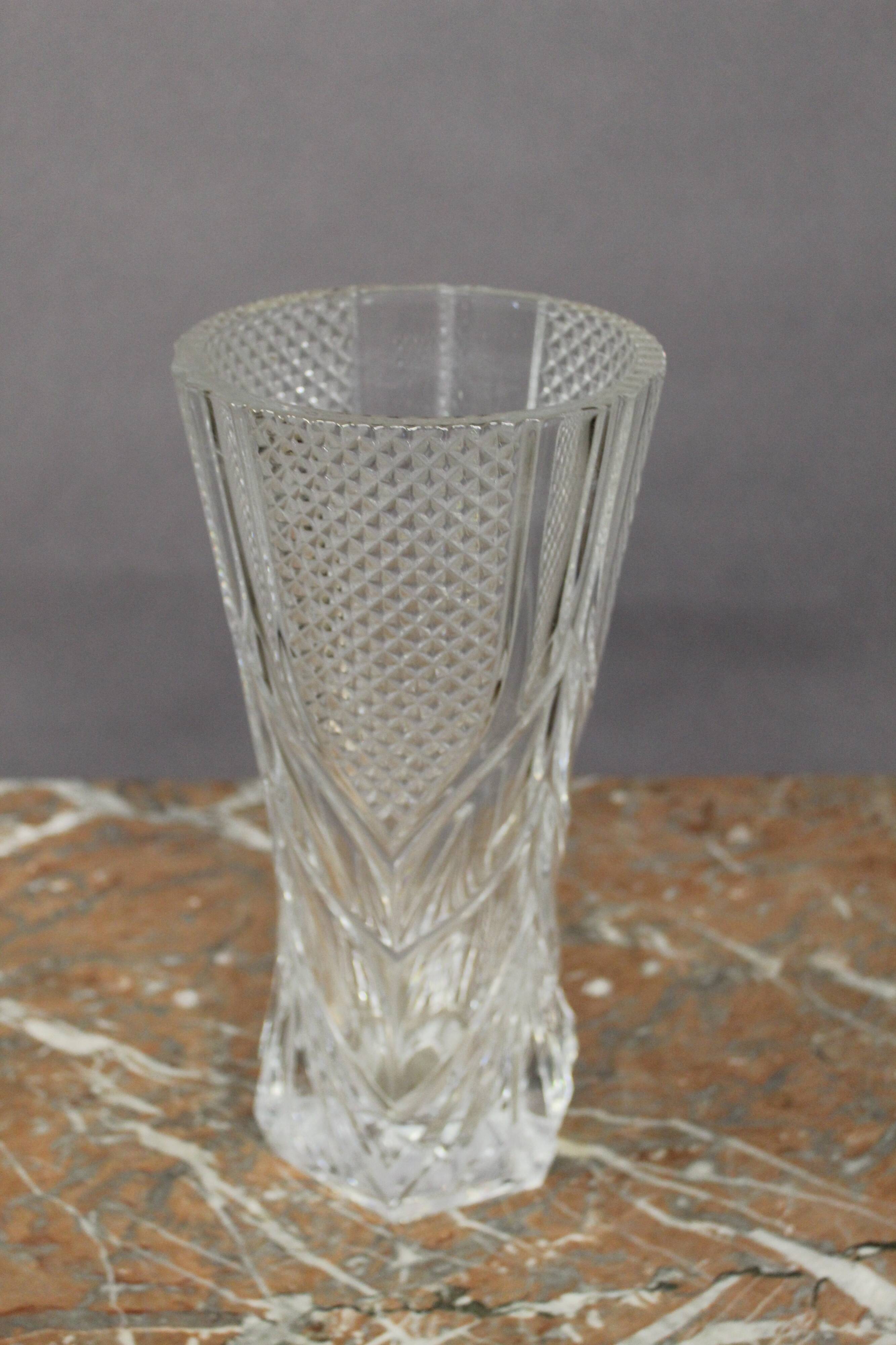 Grand vase en cristal taillé Cristal d'Arques 1950