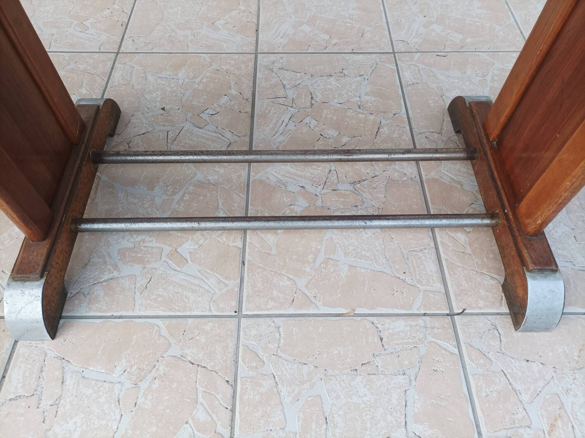 Paire de tables bistrot