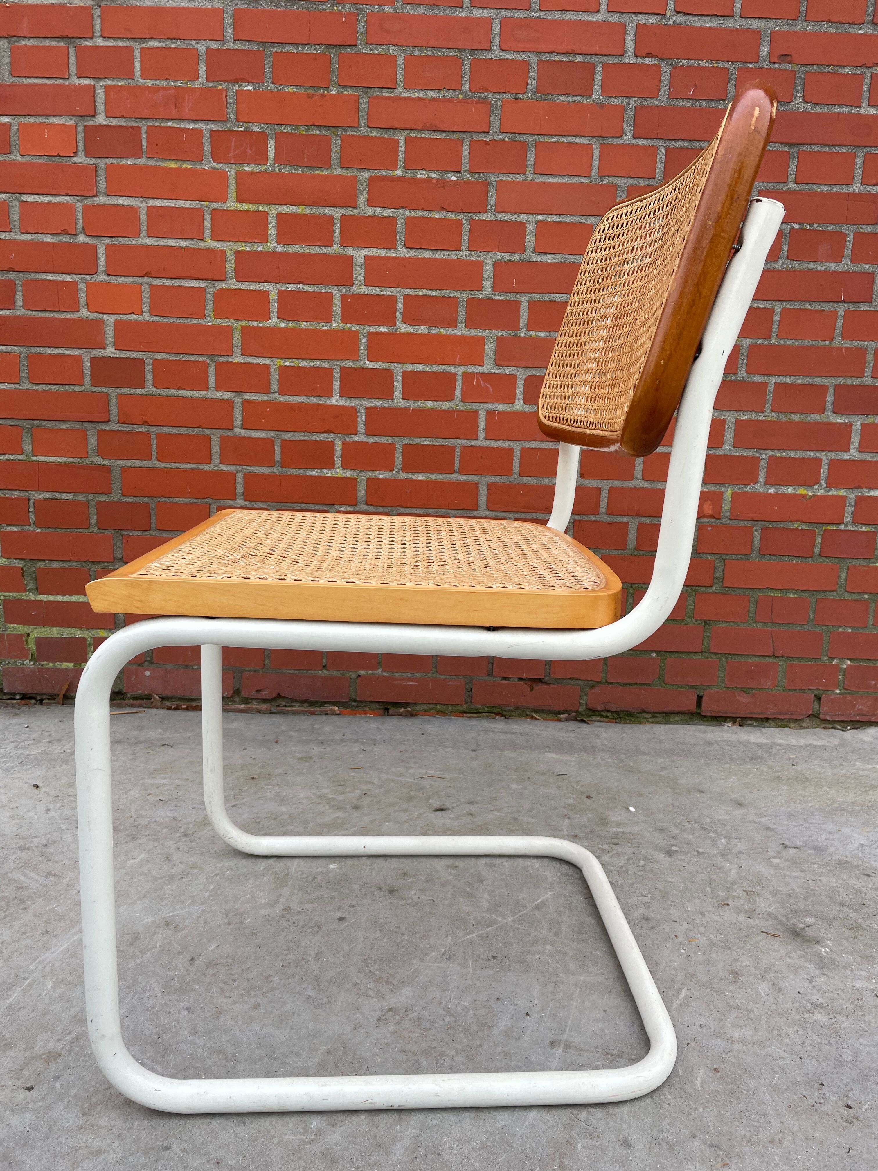 Cesca design chair b32 model white wood