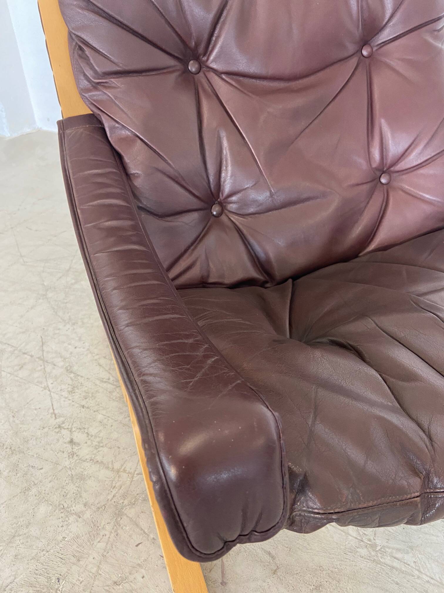Vintage mid-century scandinavian brown leather lounge chair by ingmar relli