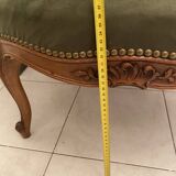 Paire de fauteuils en bois sculpté, XXème s.