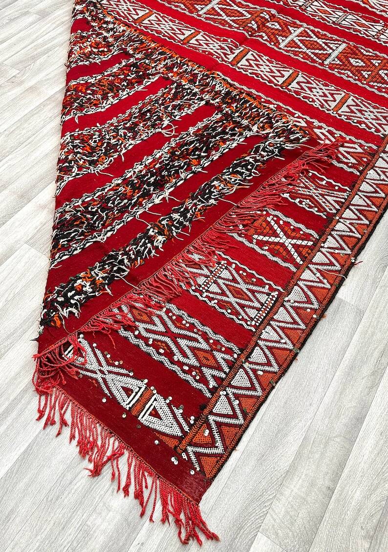 Zemmouri Kilim Rug, Flat Weave Berber Rug, Handmade Moroccan Rug, Home Decor