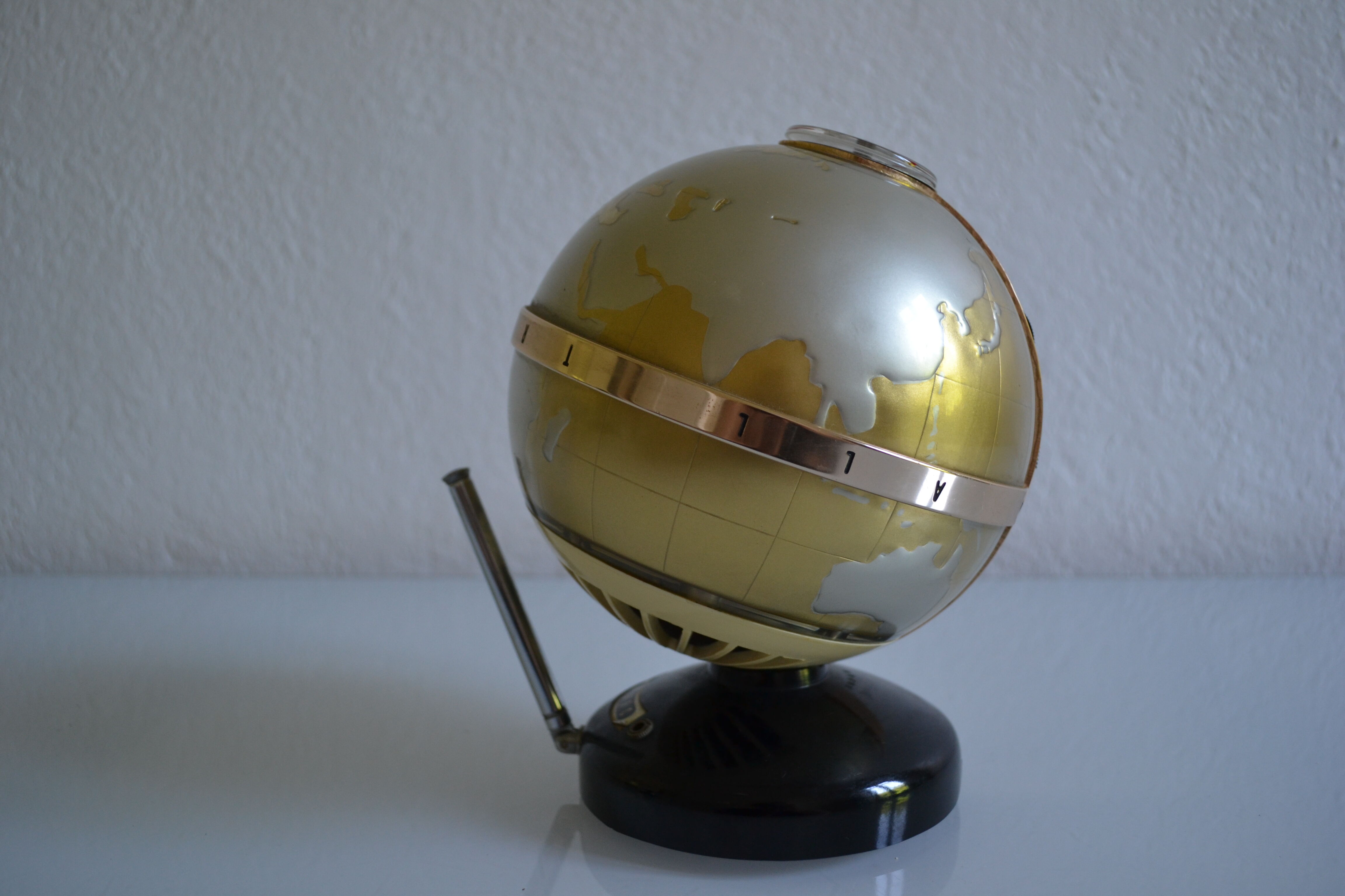 Radio vintage globe terrestre 60's