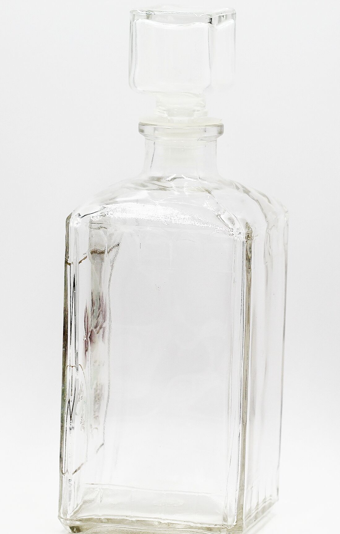 Glass whisky carafe
