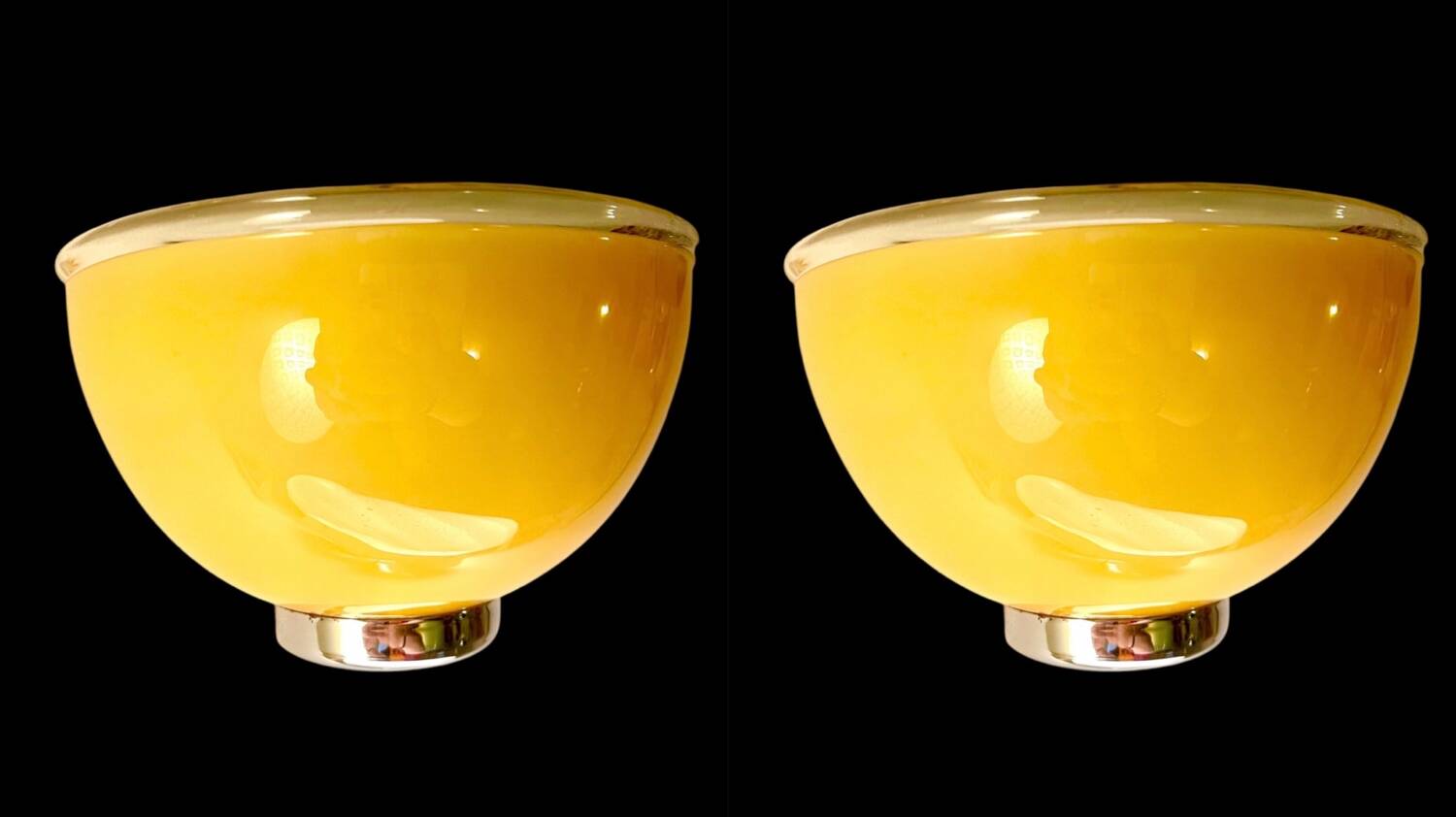 Pair of Murano glass wall lights by Vistosi for Artemide, Italy 1980.