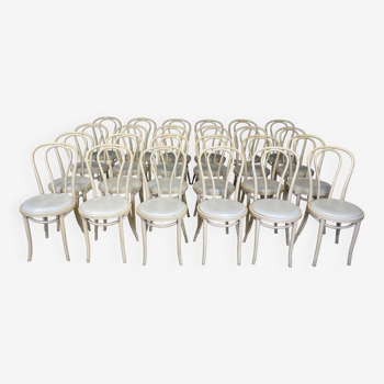 Set of 24 bistro chairs Thonet light curved wood & Skai GO IN Germany