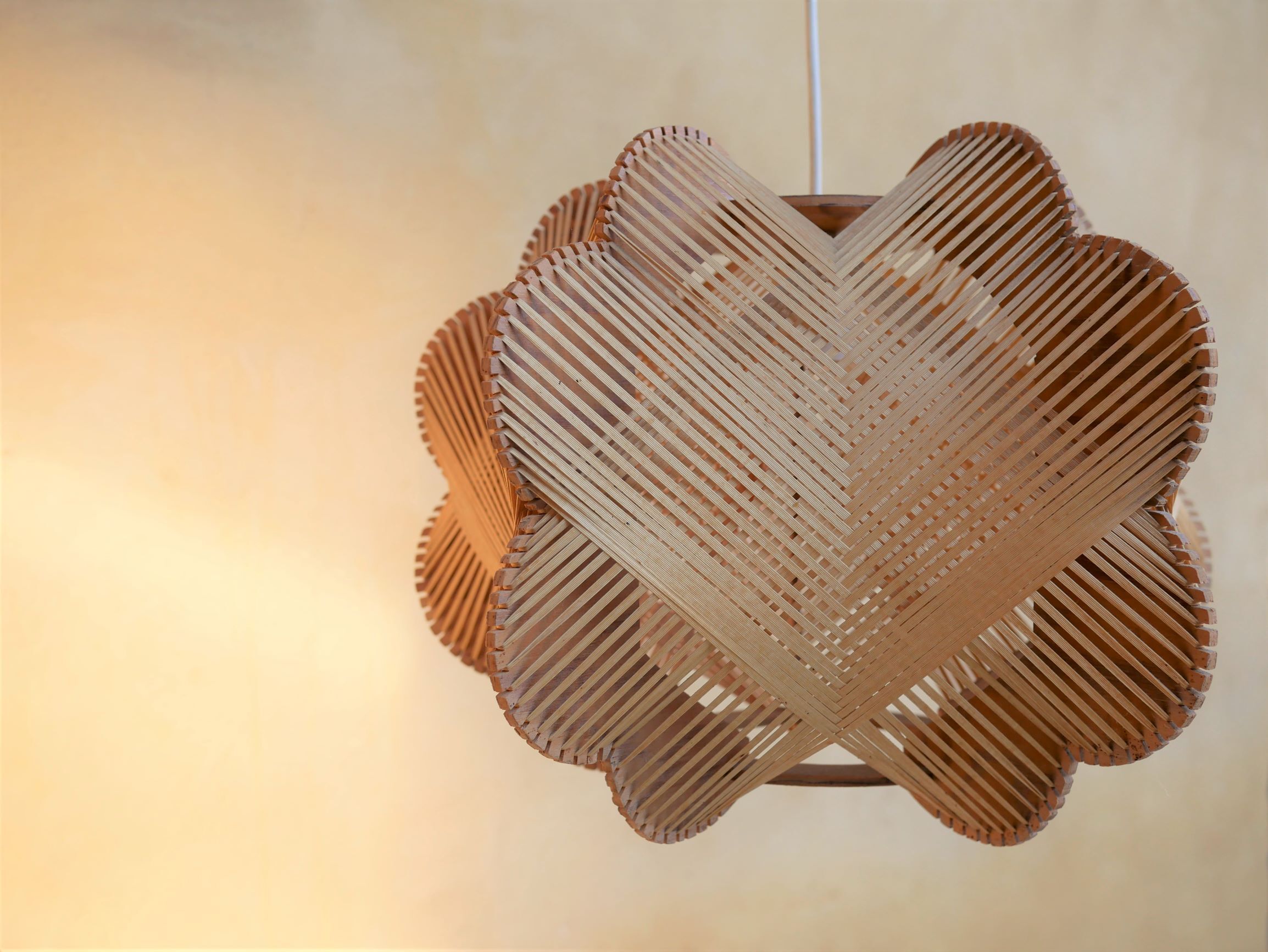 Suspension scandinave vintage bois et fil