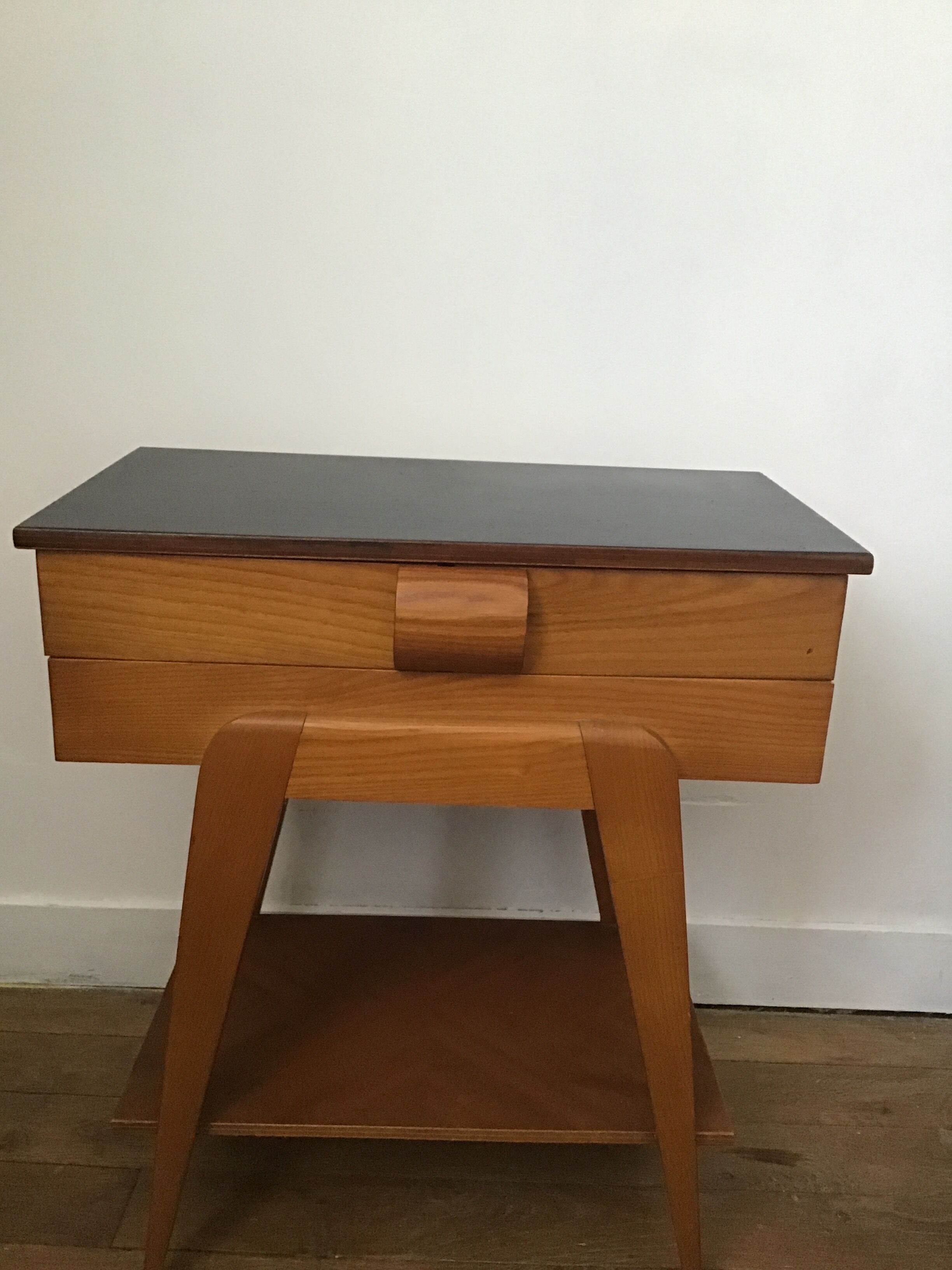 Sewing table
