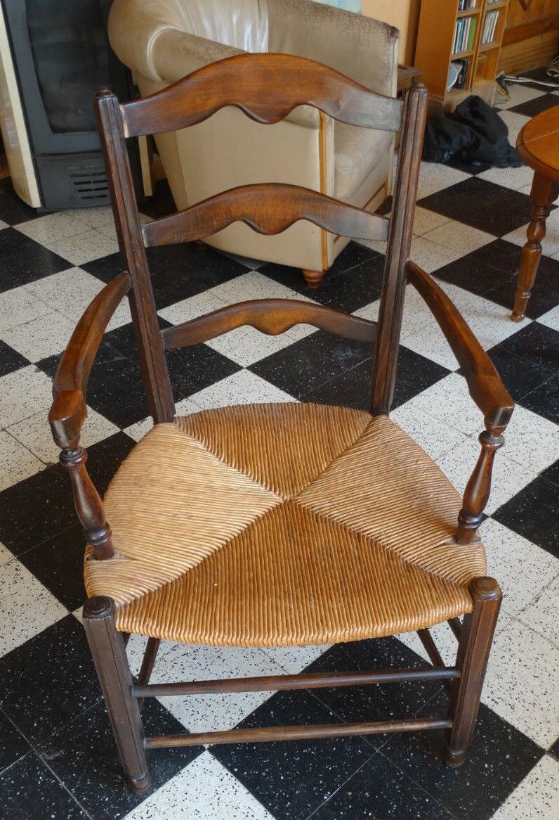 Parker former armchair walnut C. Cayelle