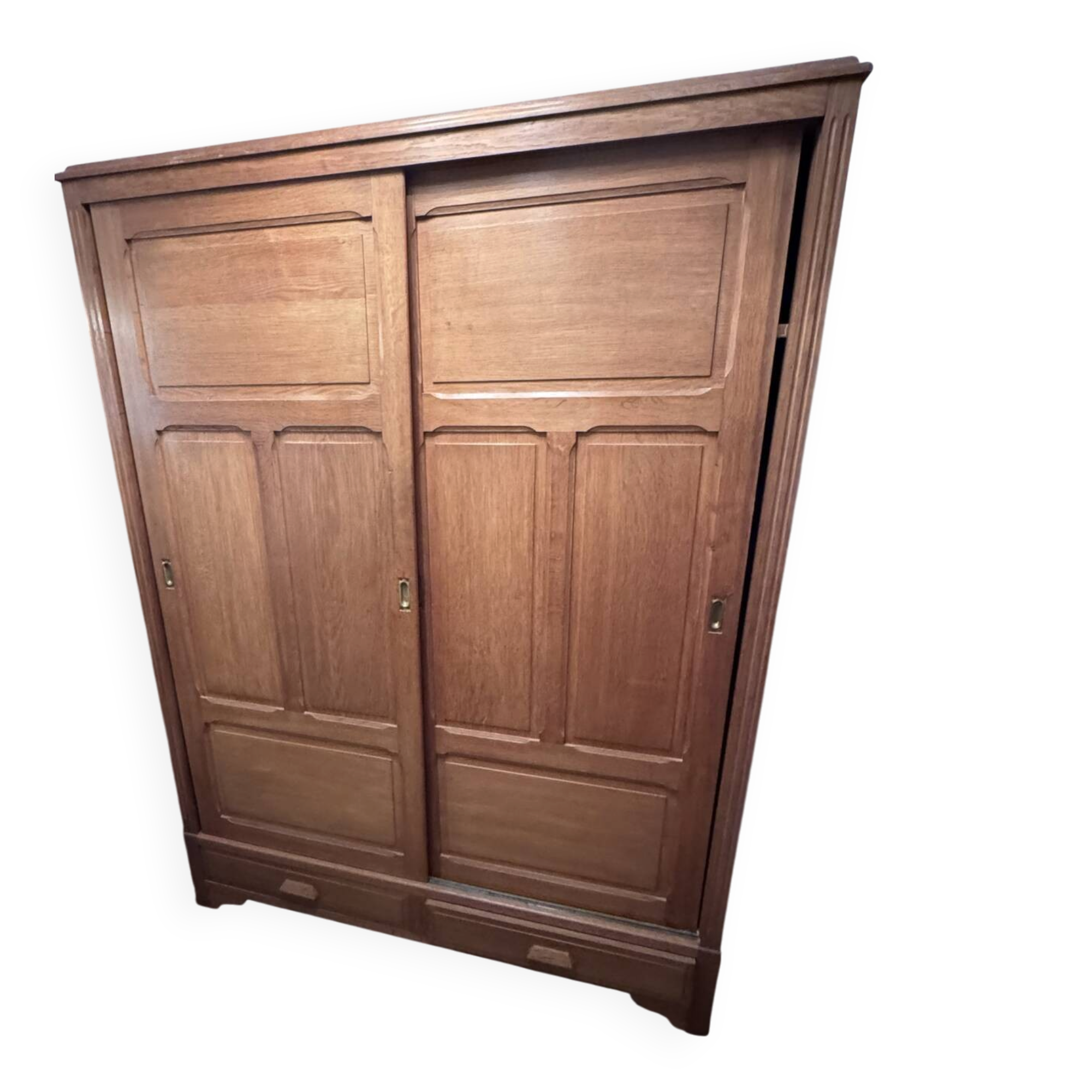 Large solid oak wardrobe – 2 sliding doors – 2