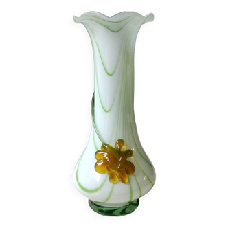 Large Venetian Vase in blown Art glass/Murano. Embossed amber-colored floral pattern. High 35 cm