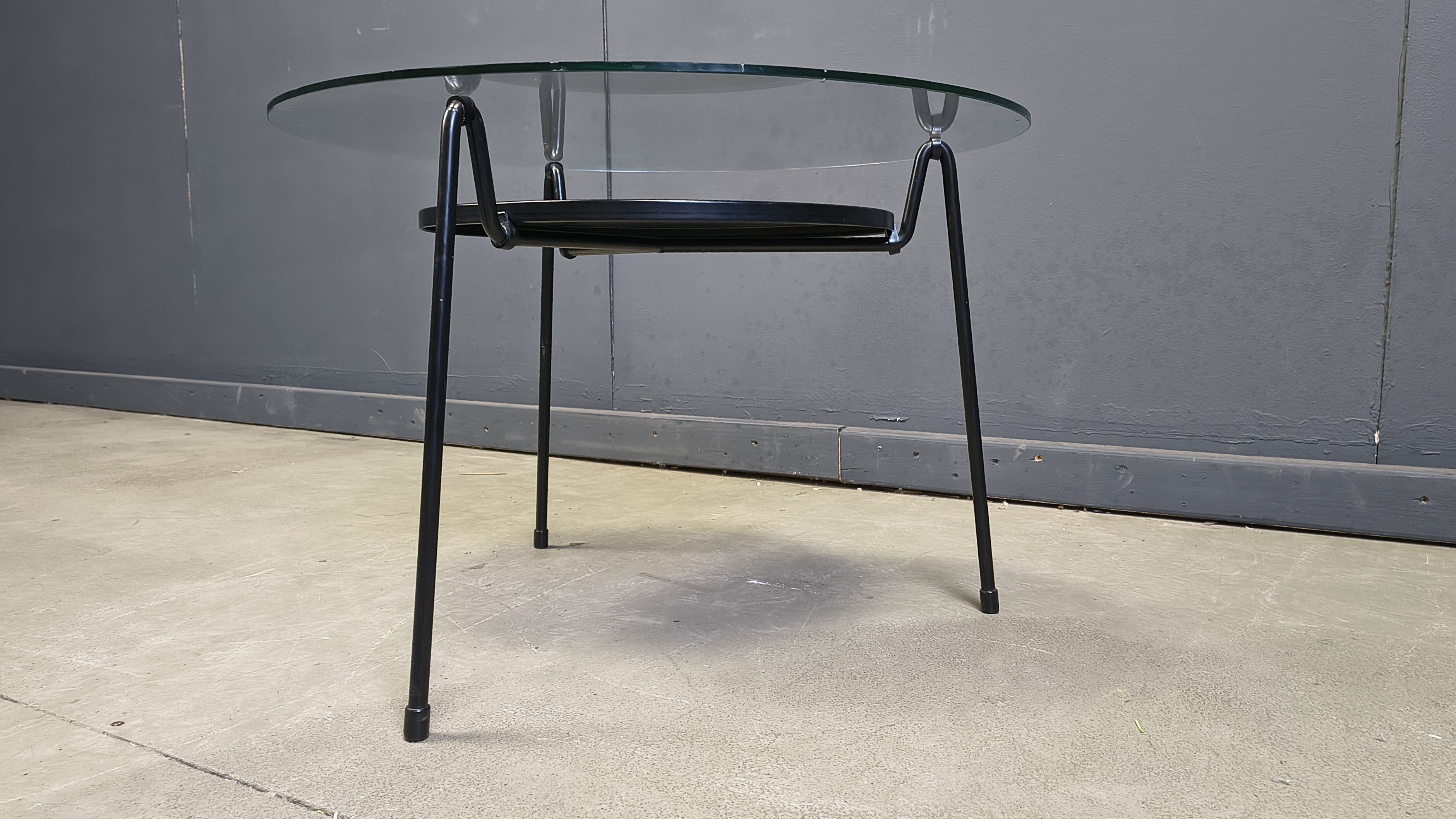 Model 535 coffee table by Wim Rietveld for Gispen, 1950s