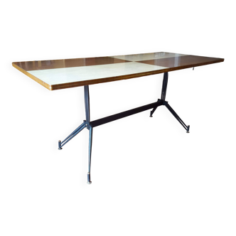 Rectangular dining table or study table
