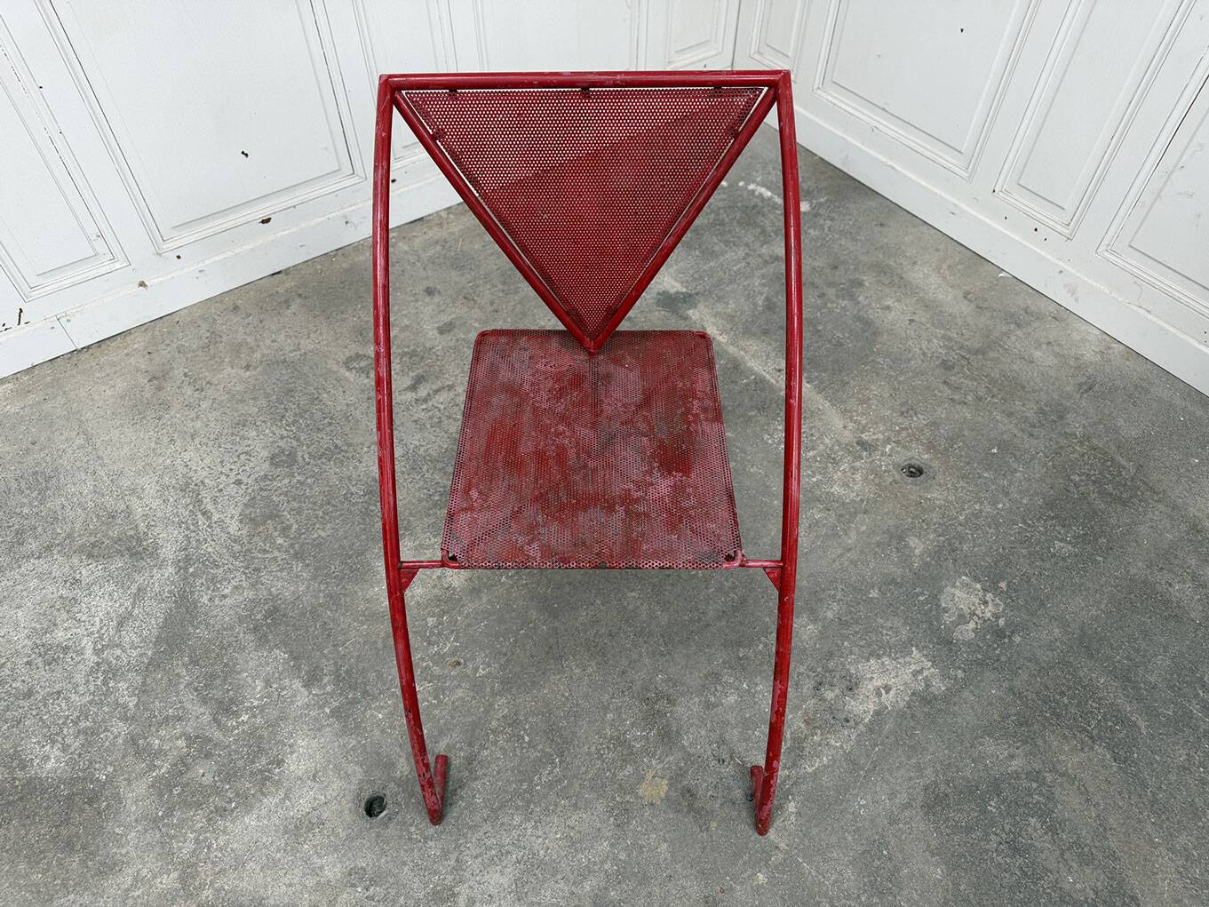Fauteuil design rouge 1950