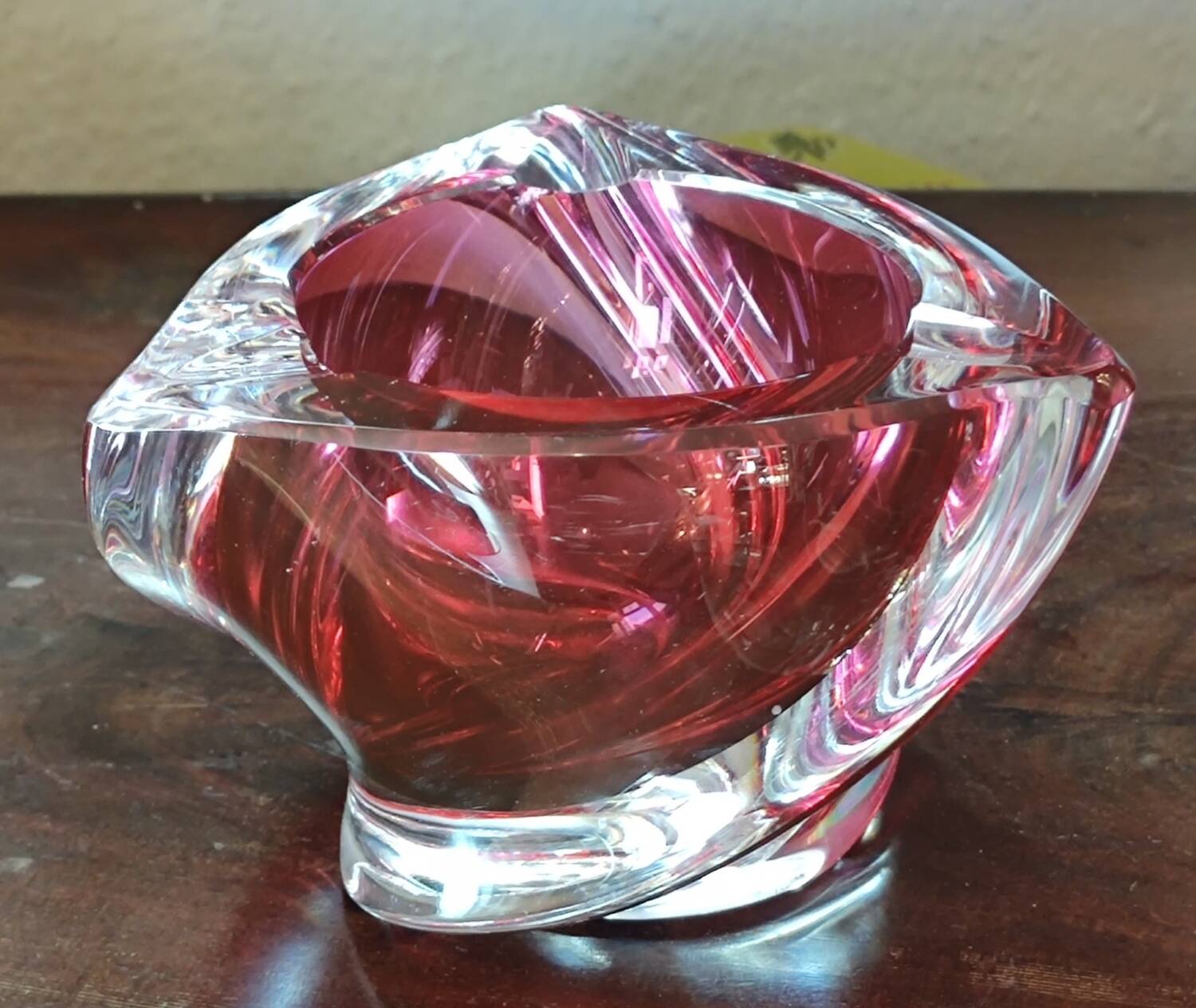 Old empty pocket ashtray Cristallerie Val Saint Lambert