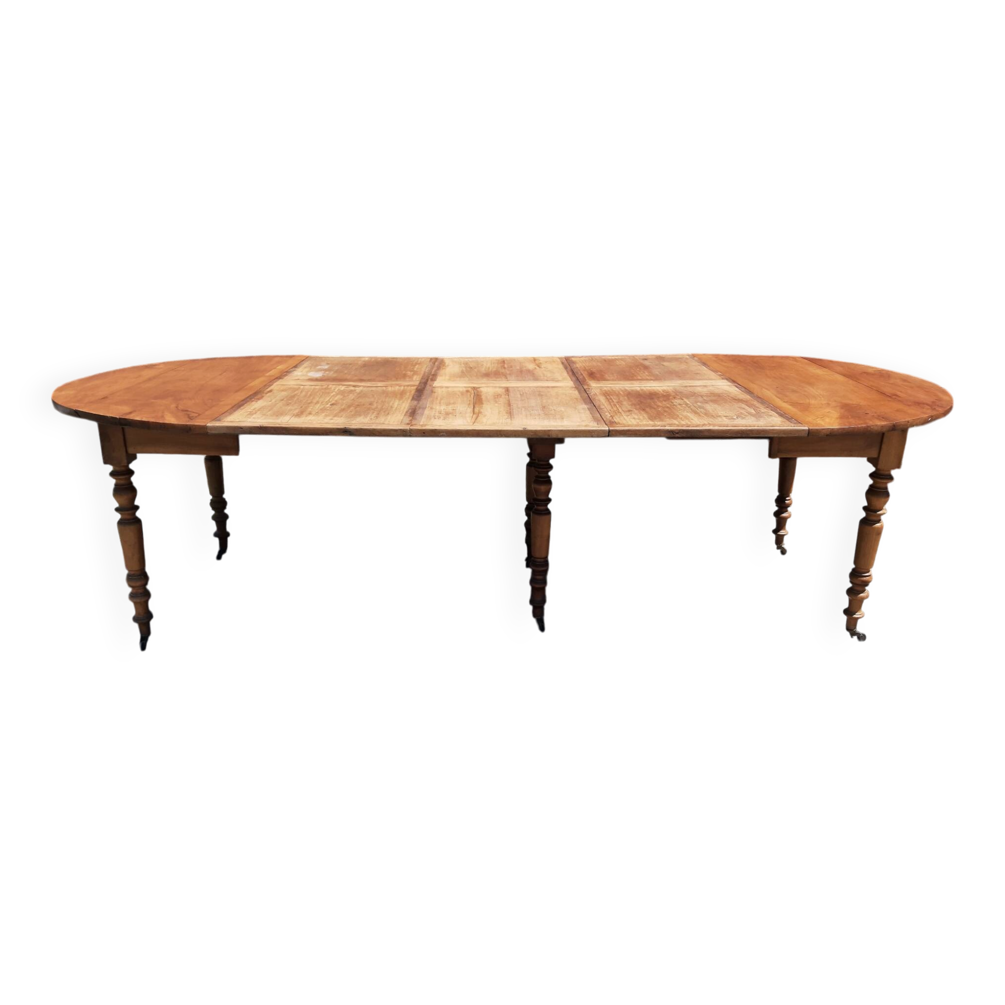 Extendable round table (with extensions and flaps), cherry wood.