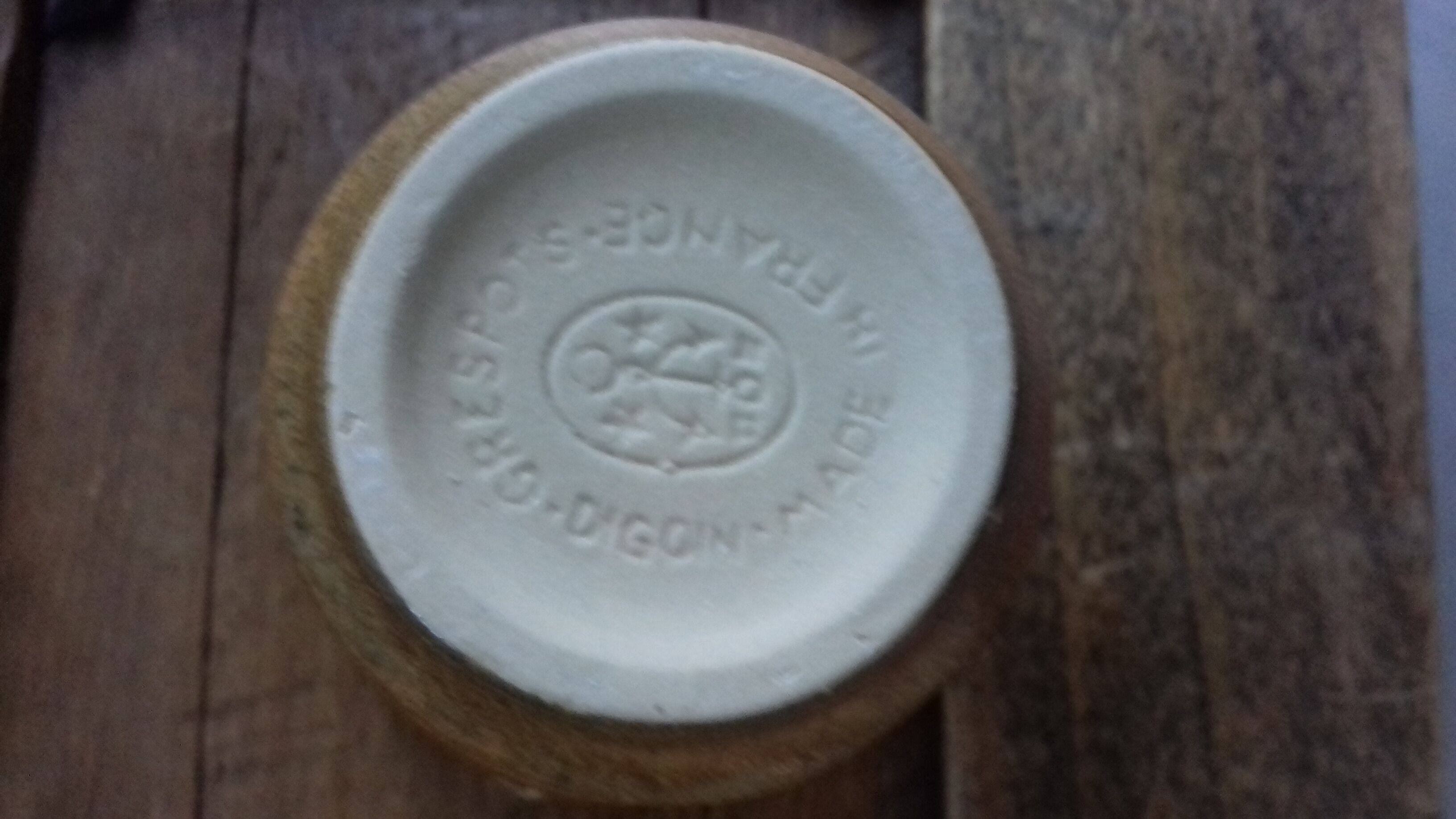 5 Digoin sandstone mugs