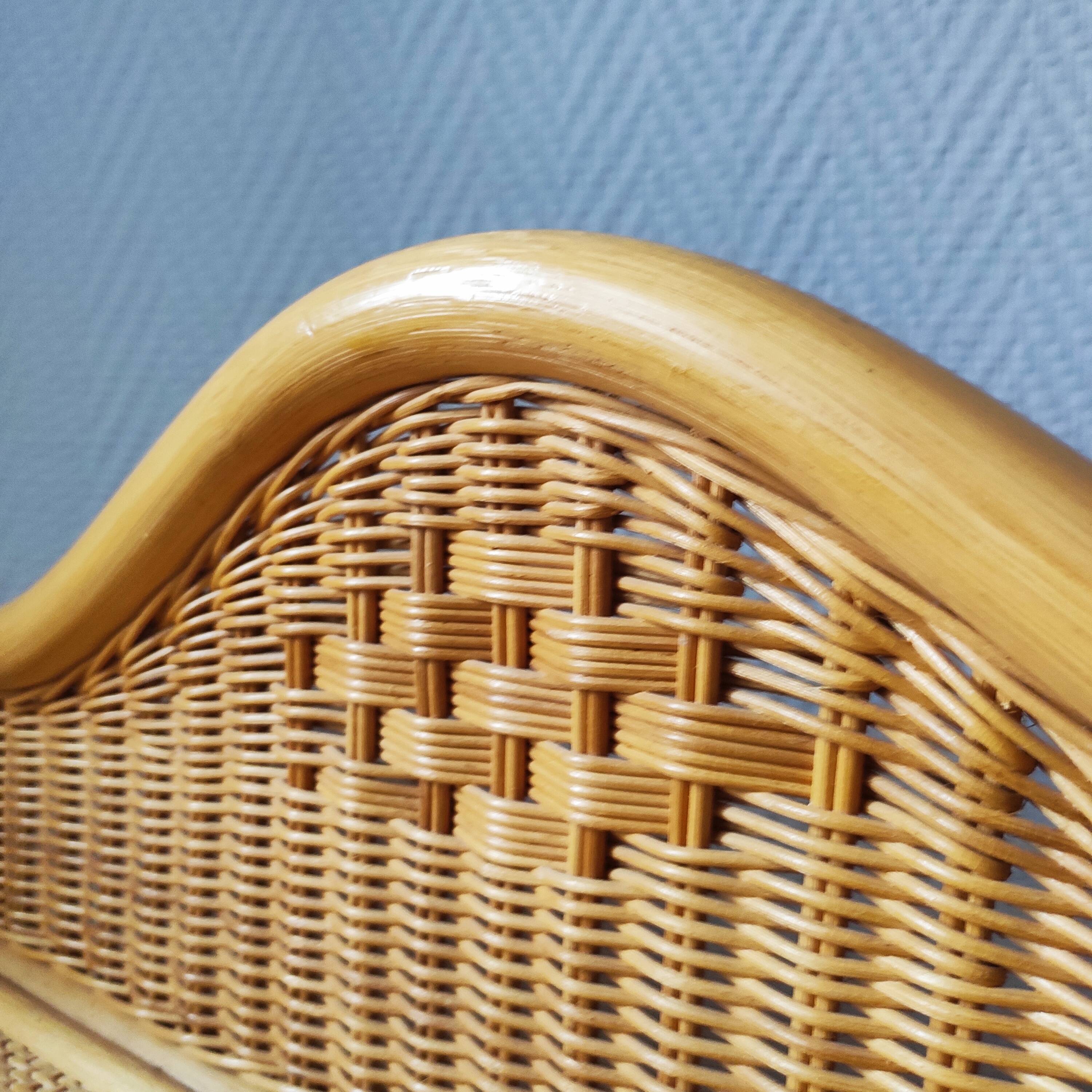 Pair of vintage 80s bedside tables in light rattan.