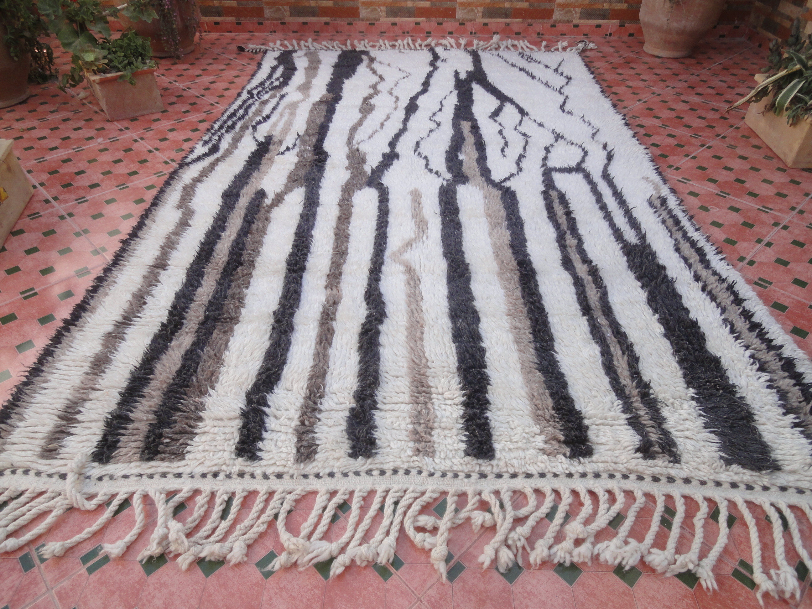 Carpet beni ourain 245 x 149 cm
