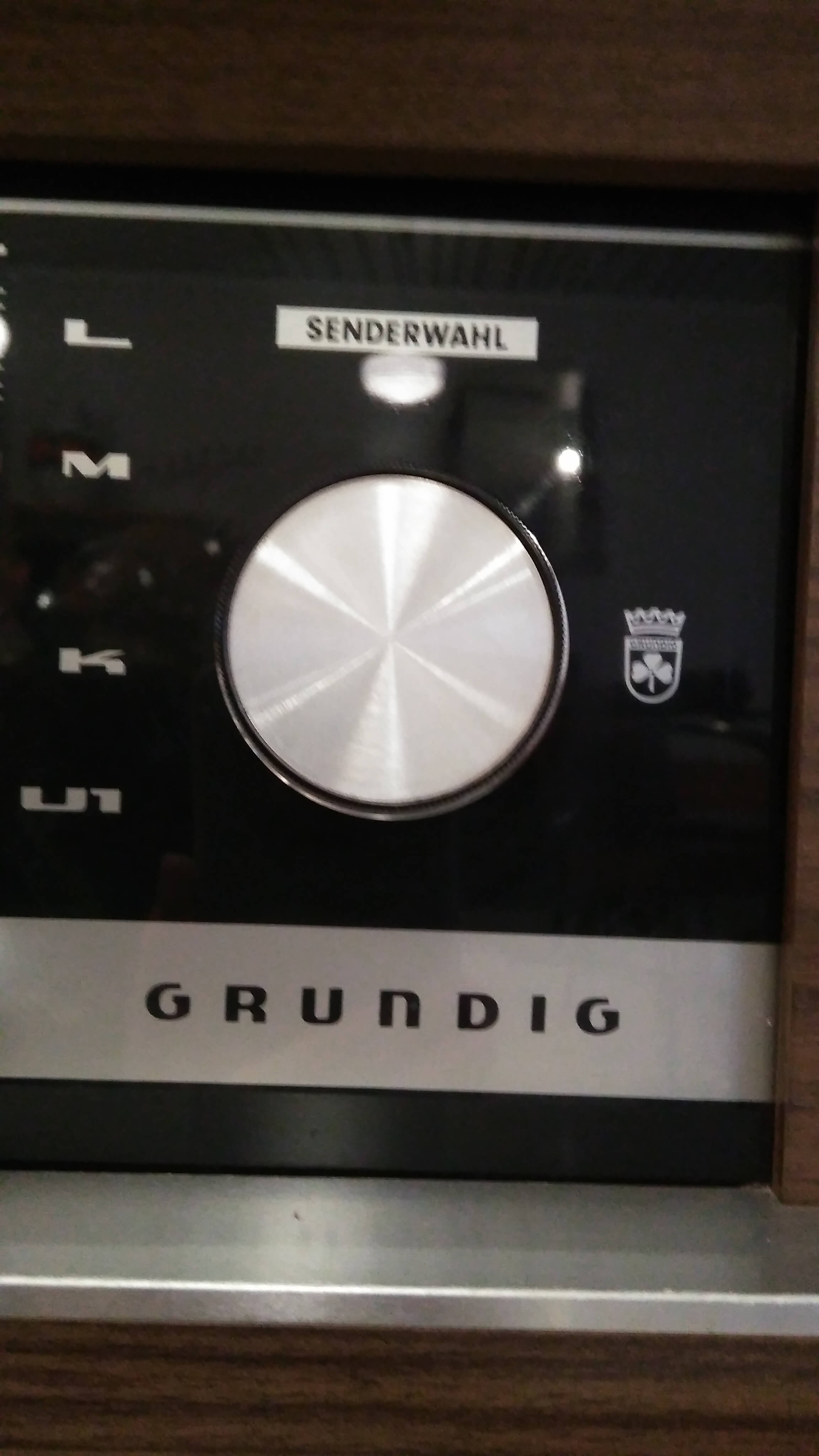 Grundig radio furniture 60 foot compass