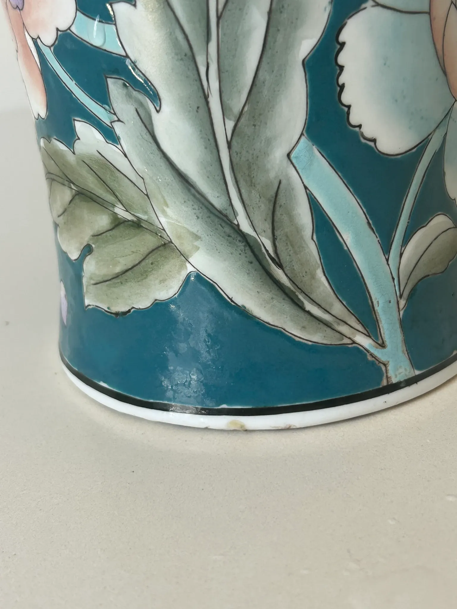 Large duck green ceramic vase with floral decoration - Handmade in Macau