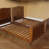 2 twin beds in solid wood in 90 with their slatted box spring