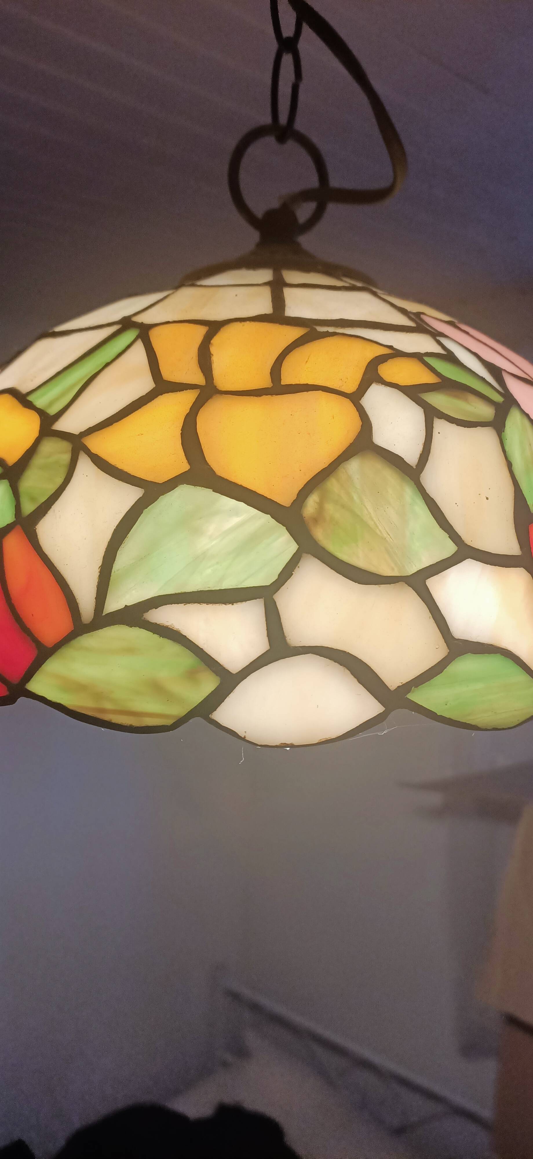 Floral decorated glass Tiffany suspension style.