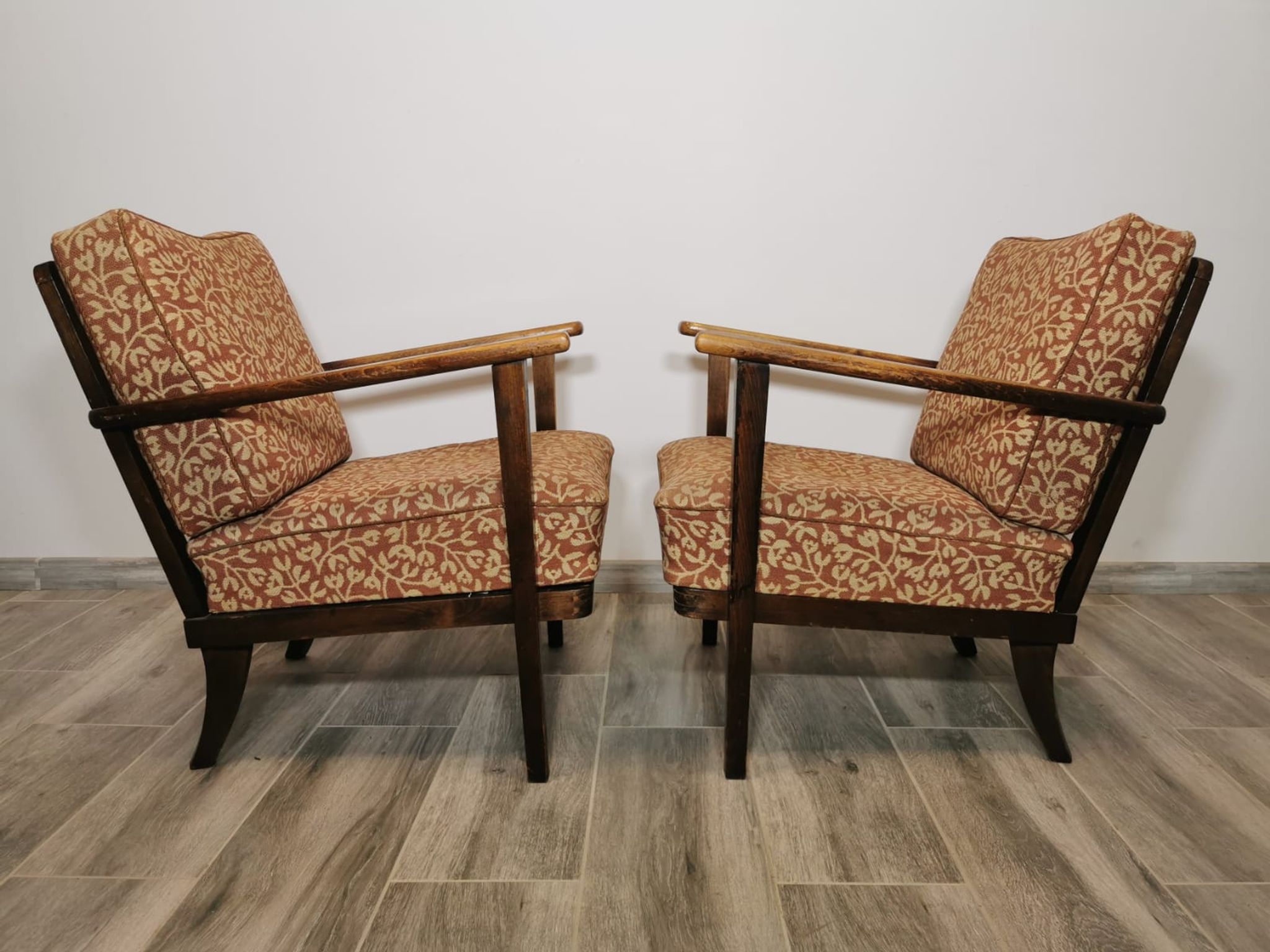 Pair of Thonet armchairs