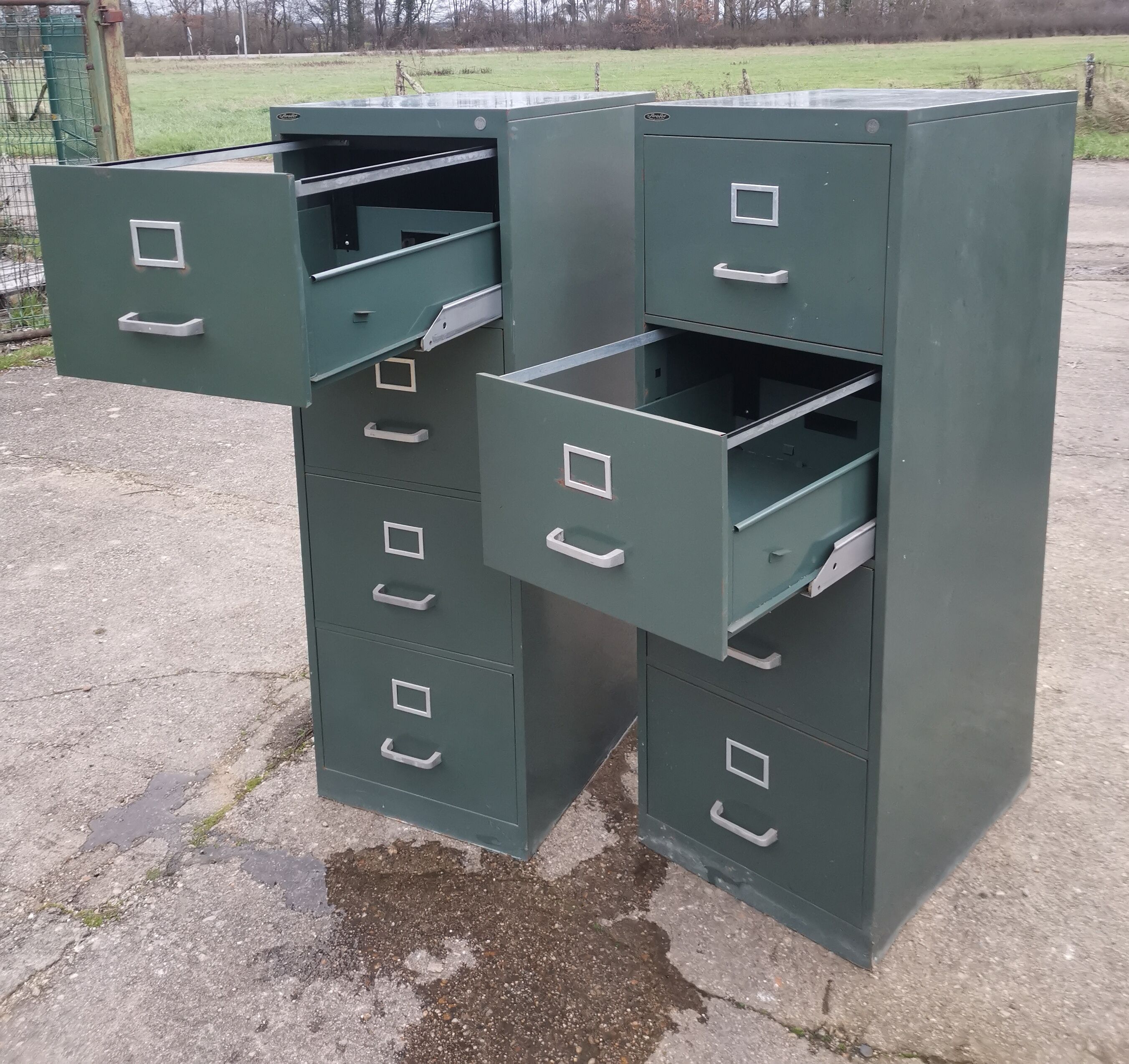 Strafor industrial binder pair